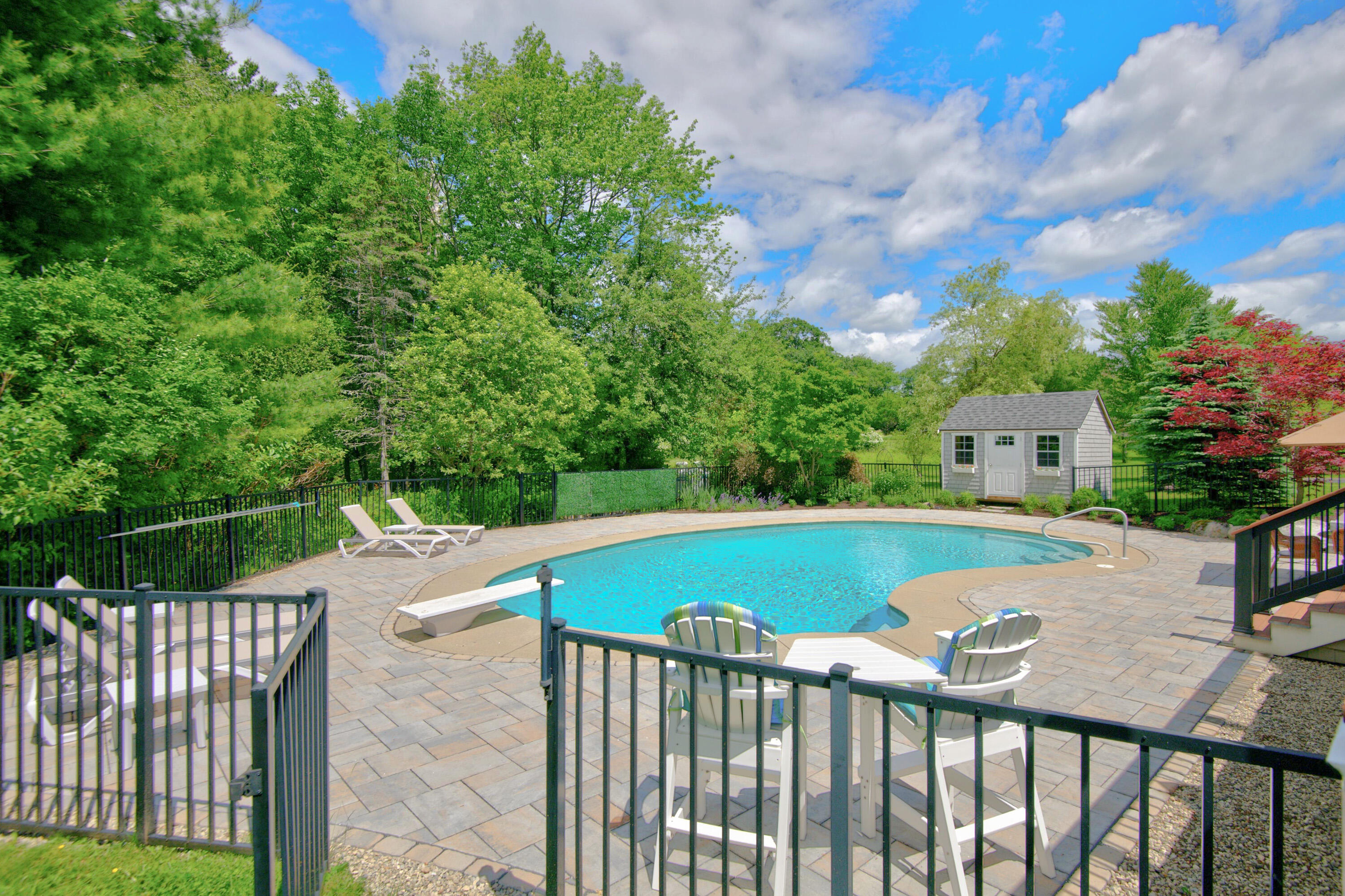 11 Cole Field Road