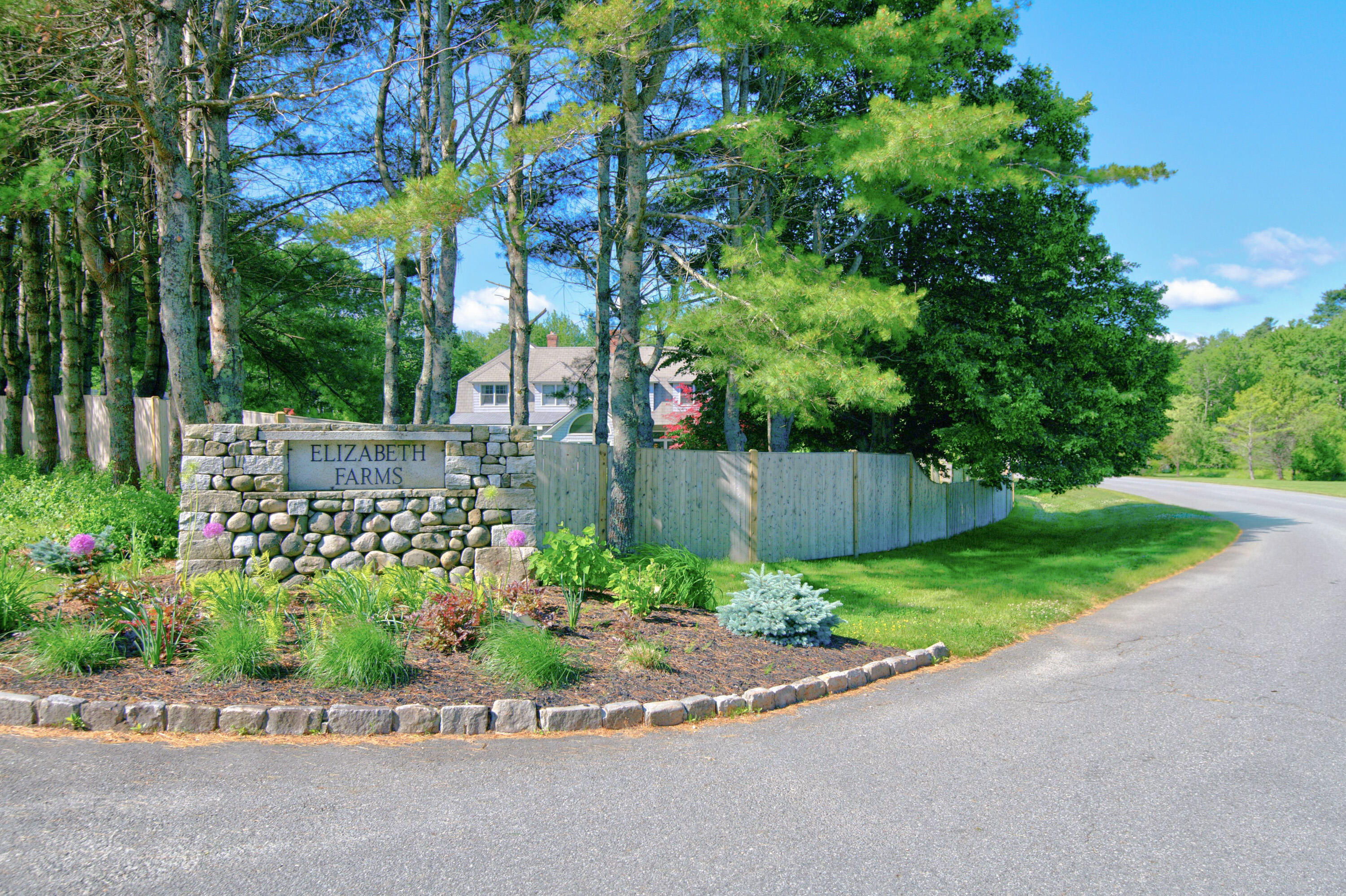 11 Cole Field Road
