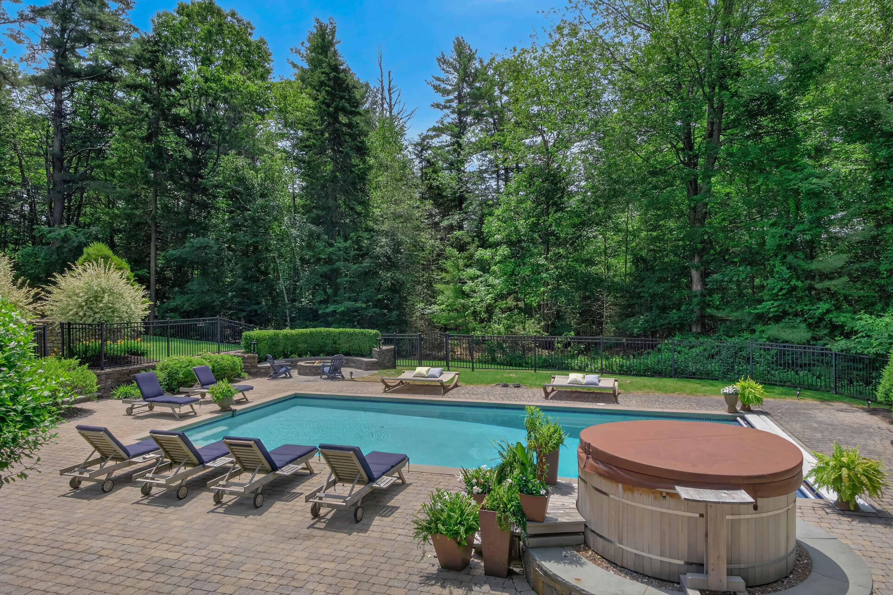 19 Tiger Lily Lane