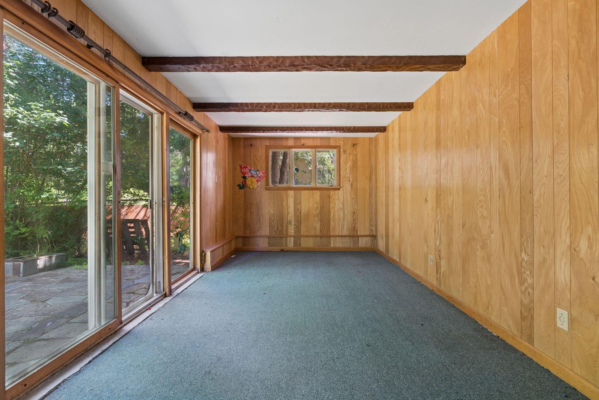 52 Robinson Gardens