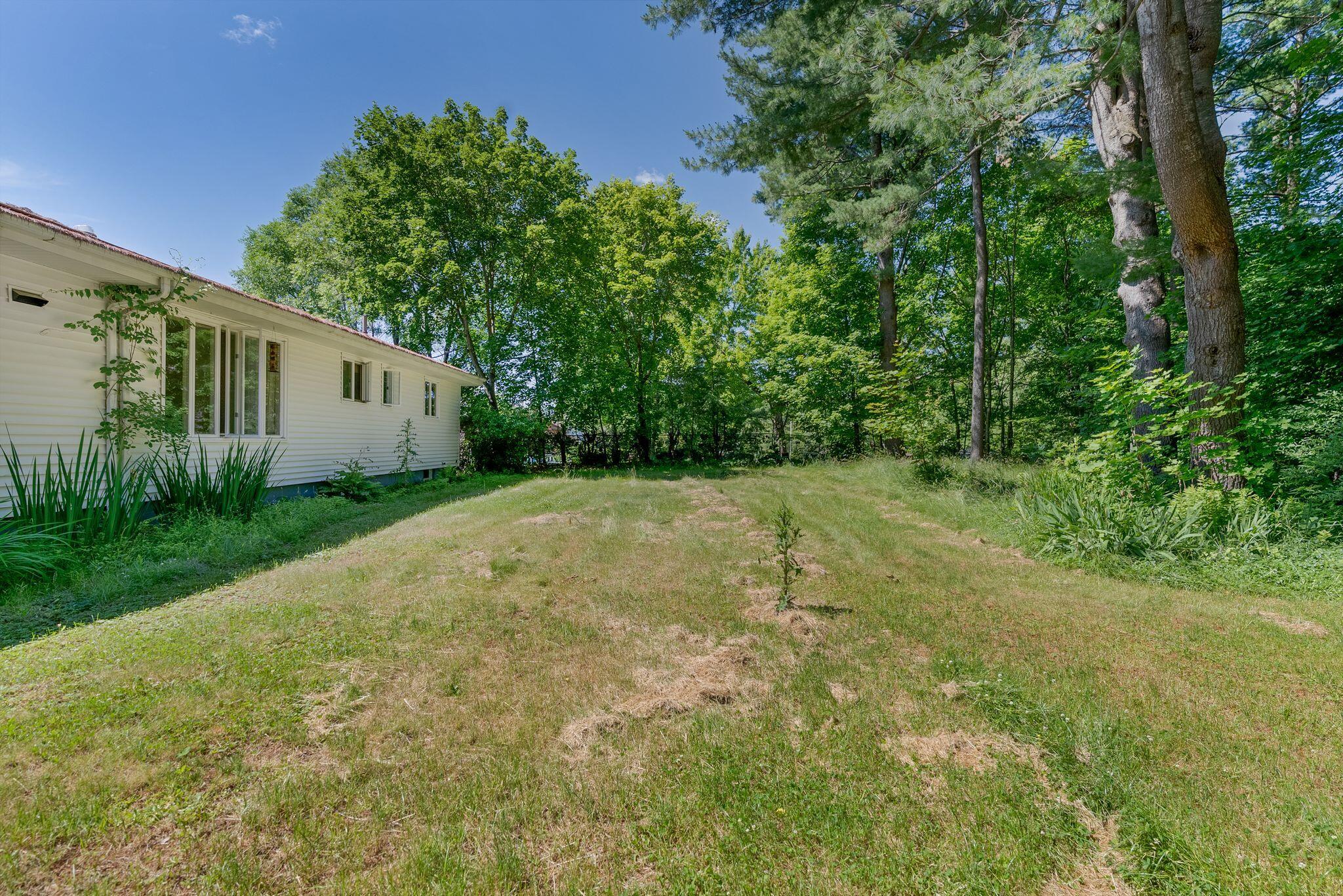 52 Robinson Gardens