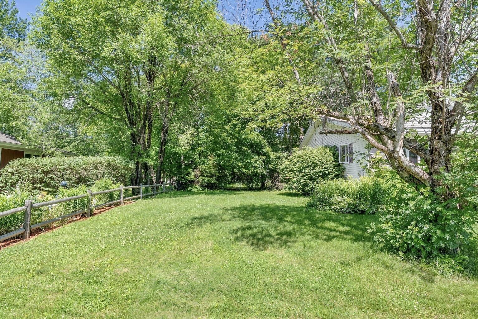 52 Robinson Gardens