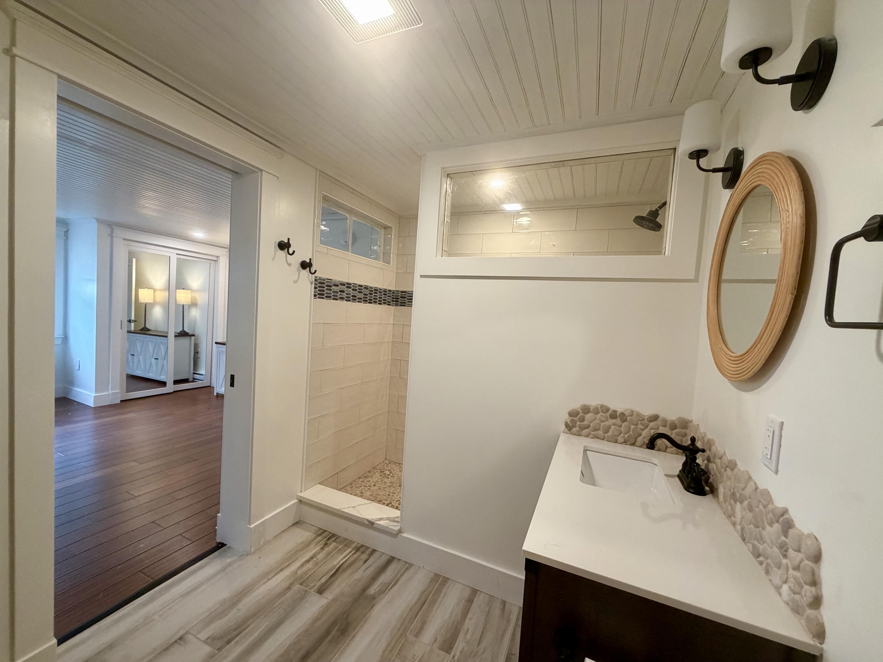 51 Colonial Village 51