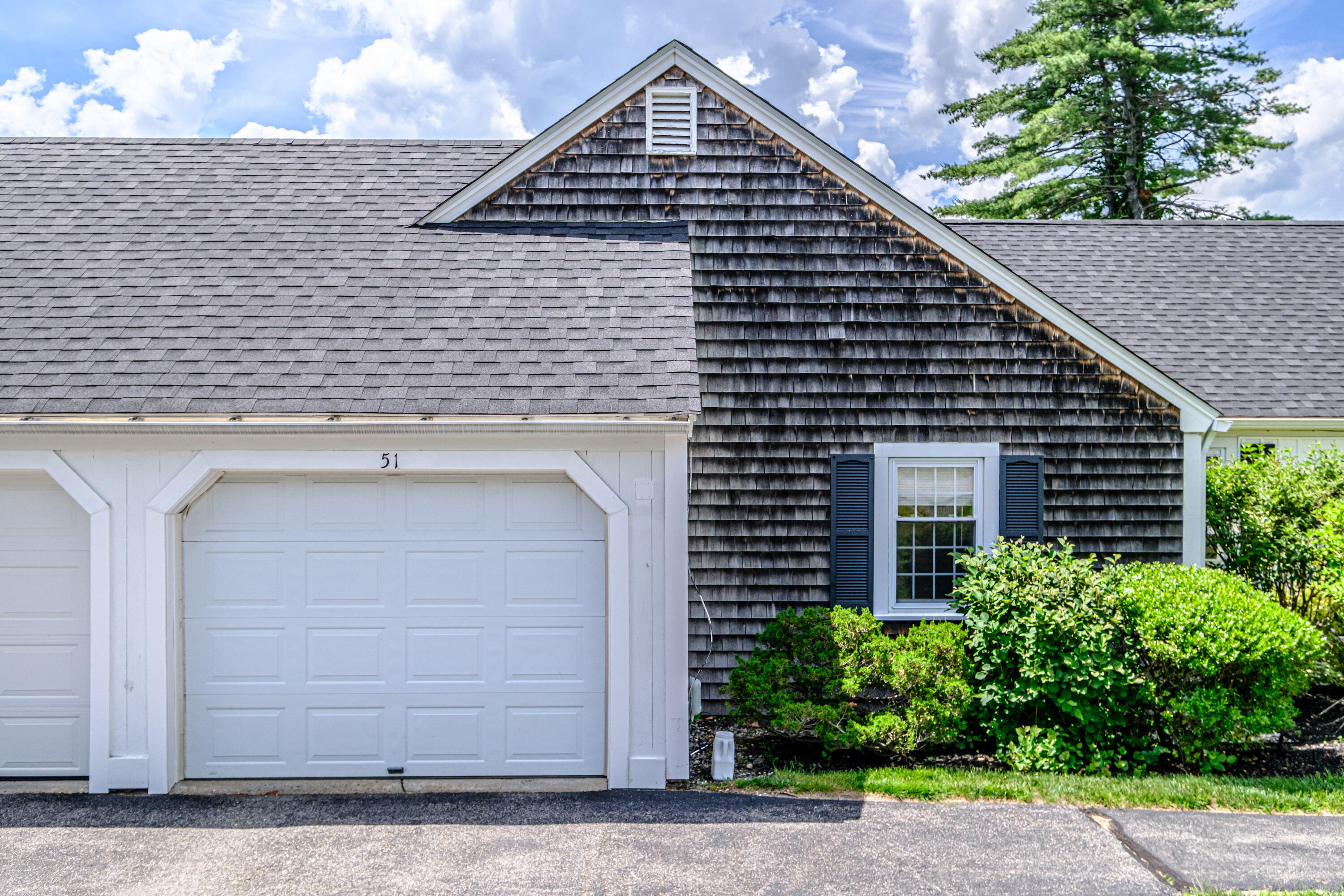 51 Colonial Village 51