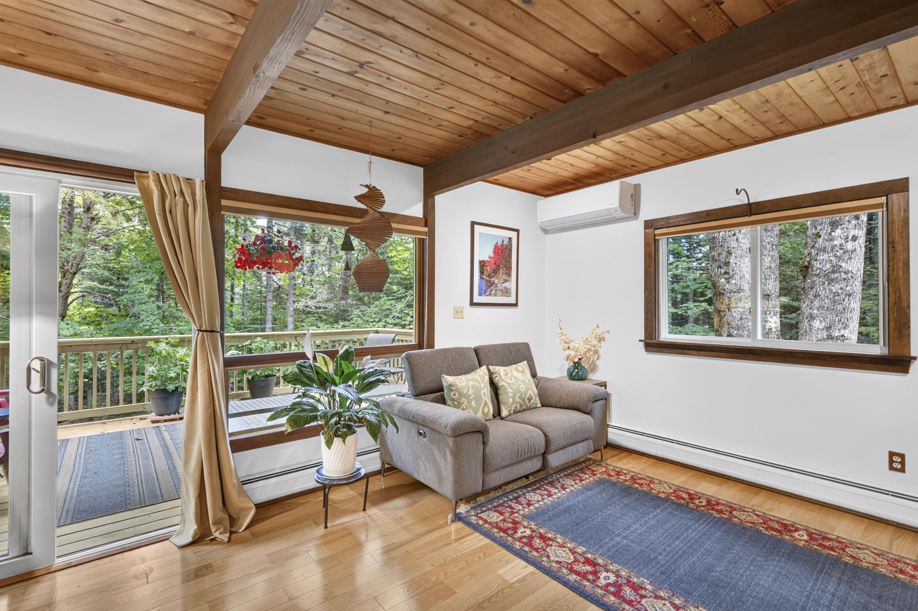 12 Pretty Marsh Road