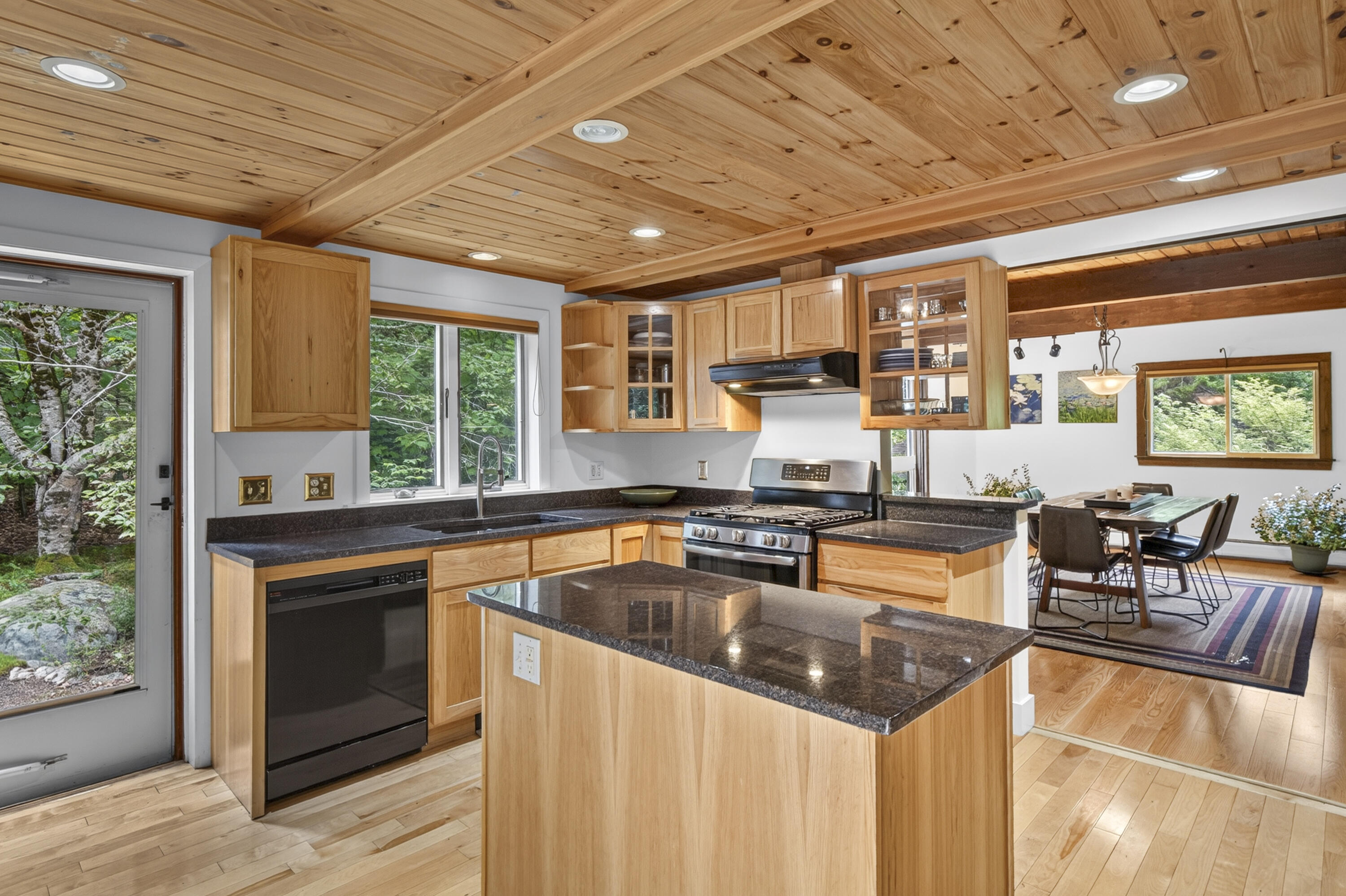 12 Pretty Marsh Road