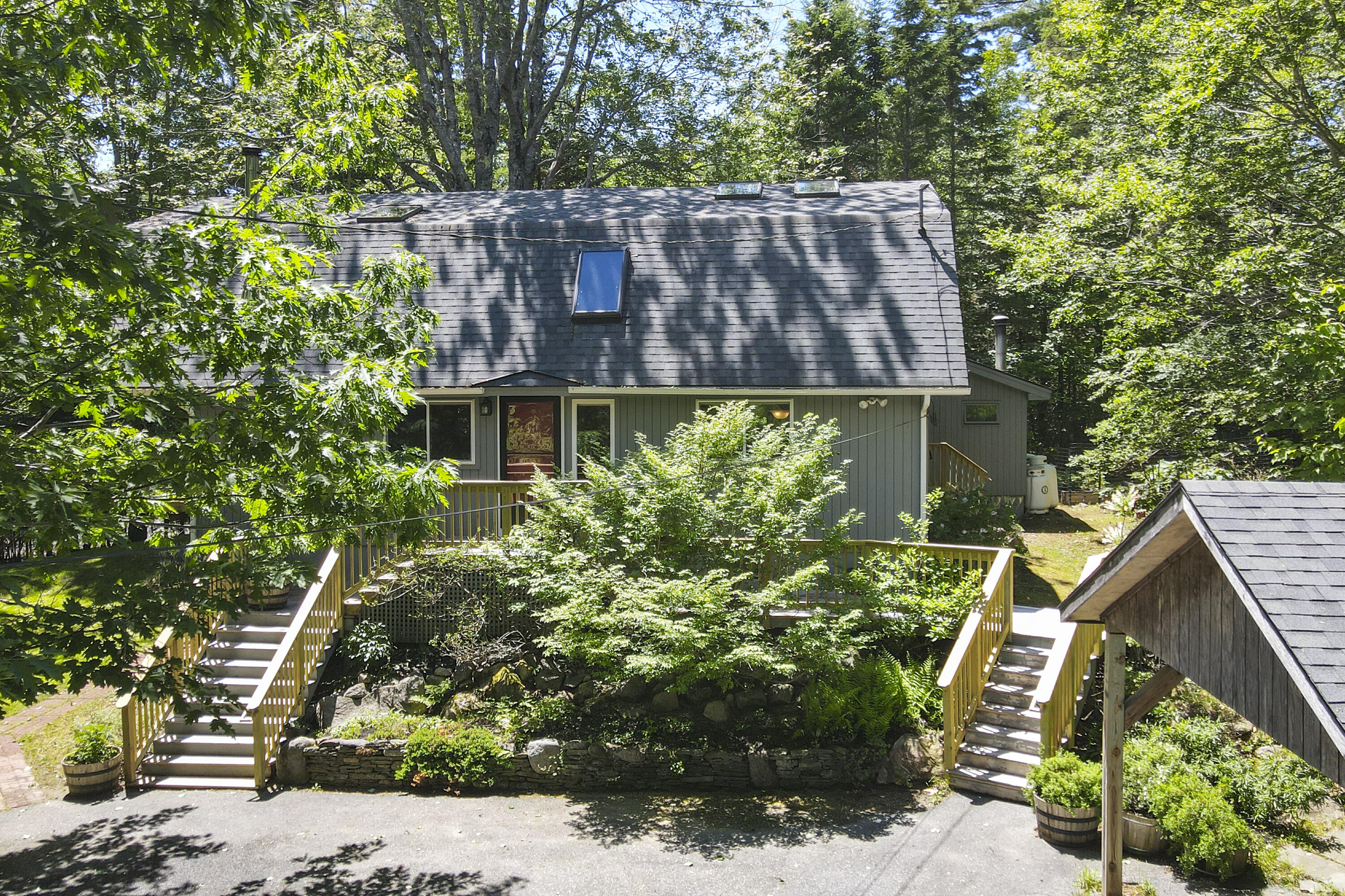 12 Pretty Marsh Road