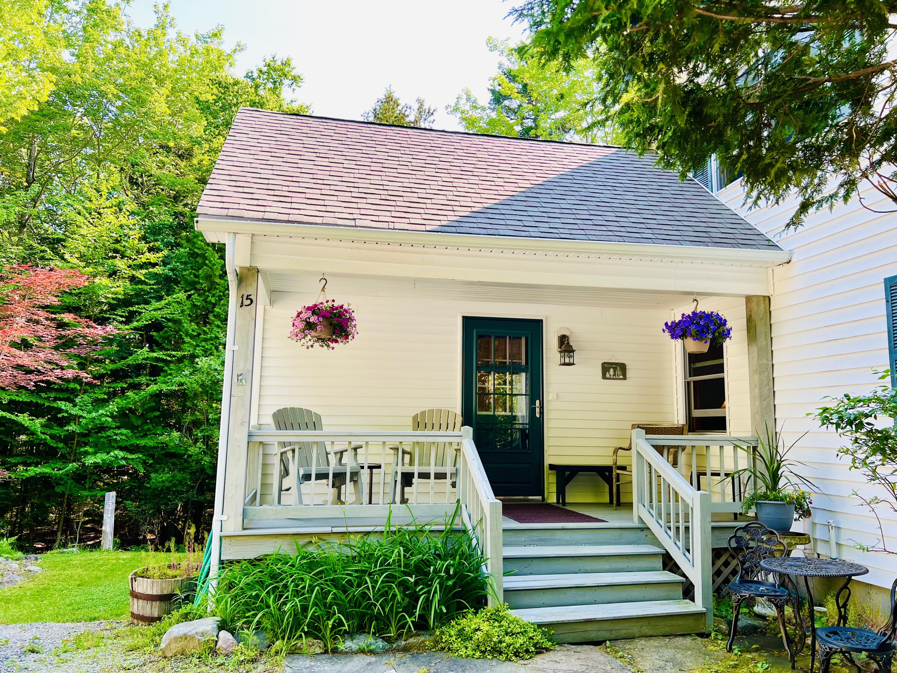 15 Salem Towne Road