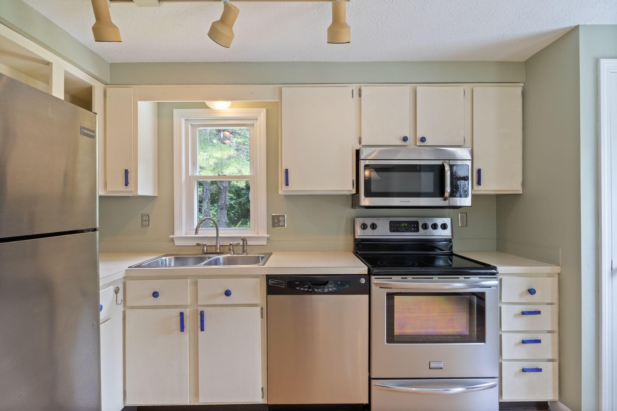 28 Woodside Drive