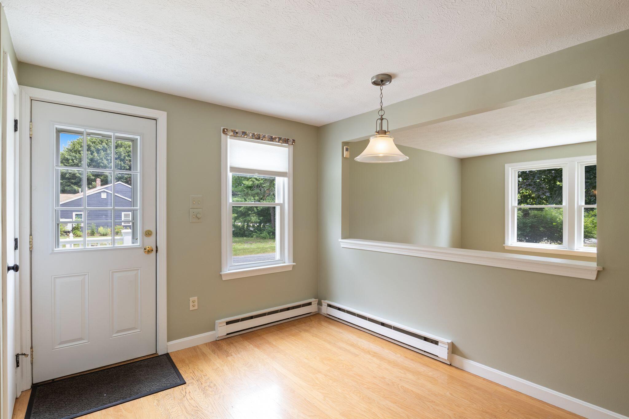 28 Woodside Drive