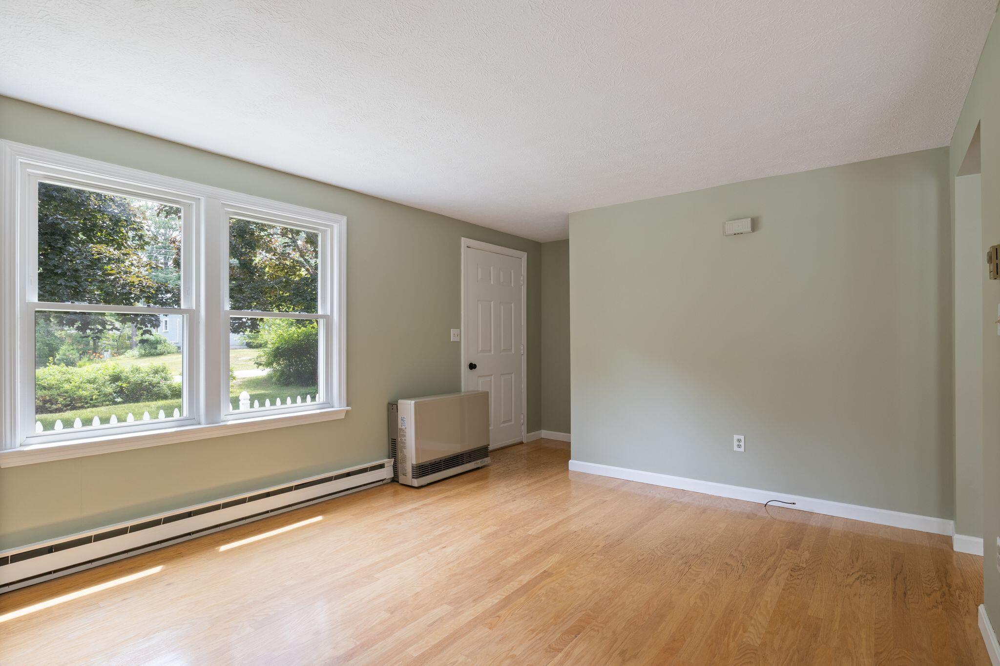 28 Woodside Drive
