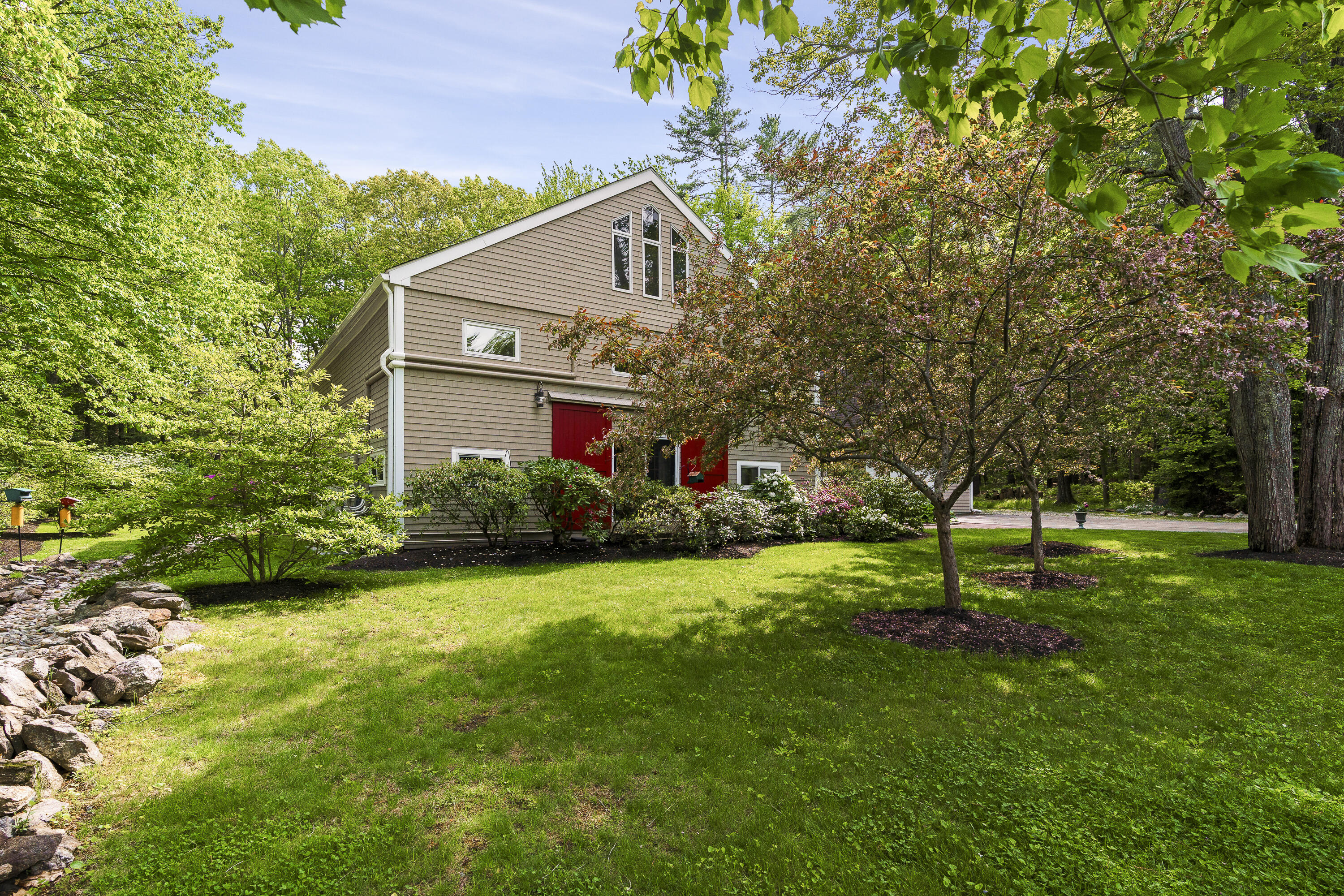9 Conifer Ridge Road