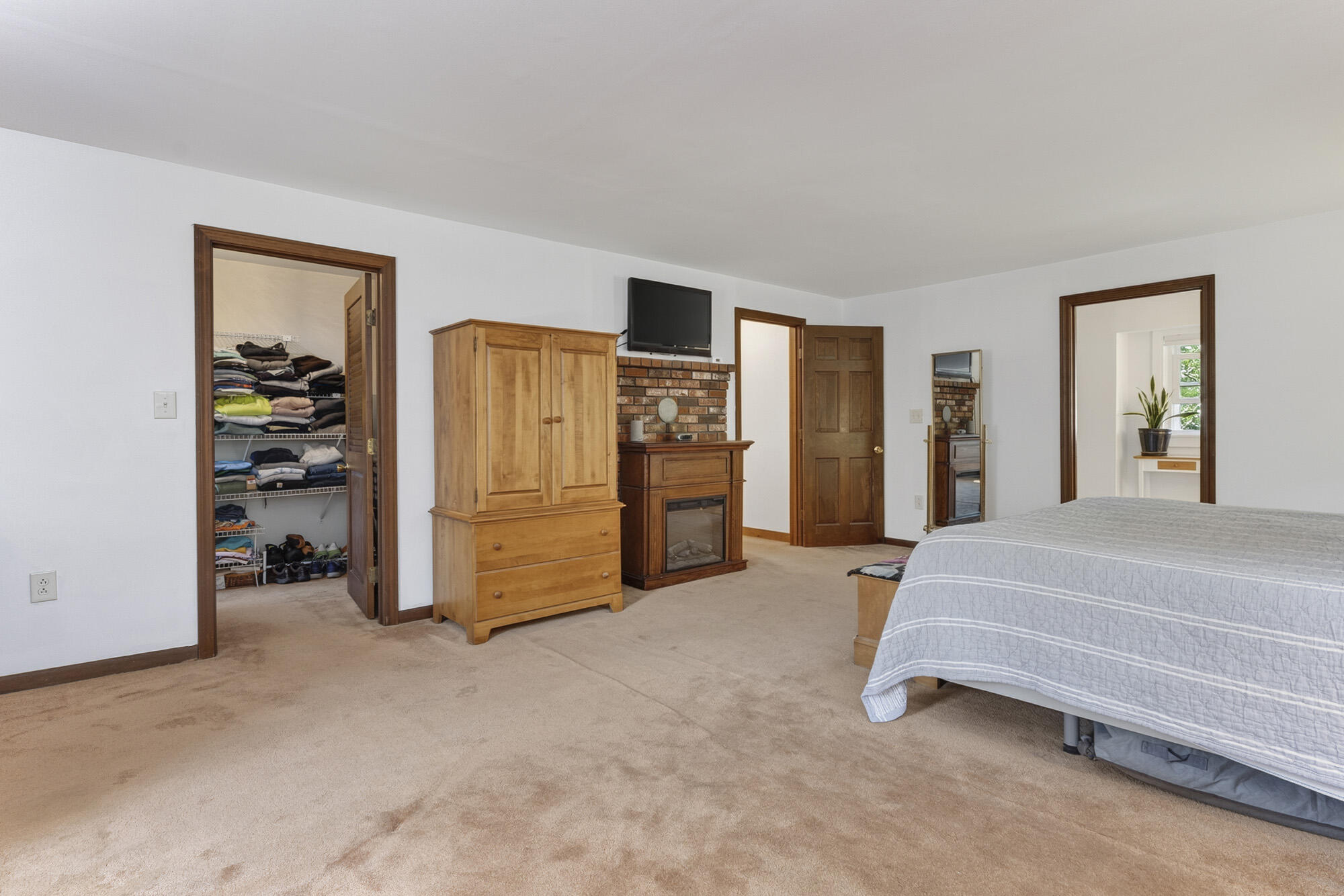 141 Fickett Road