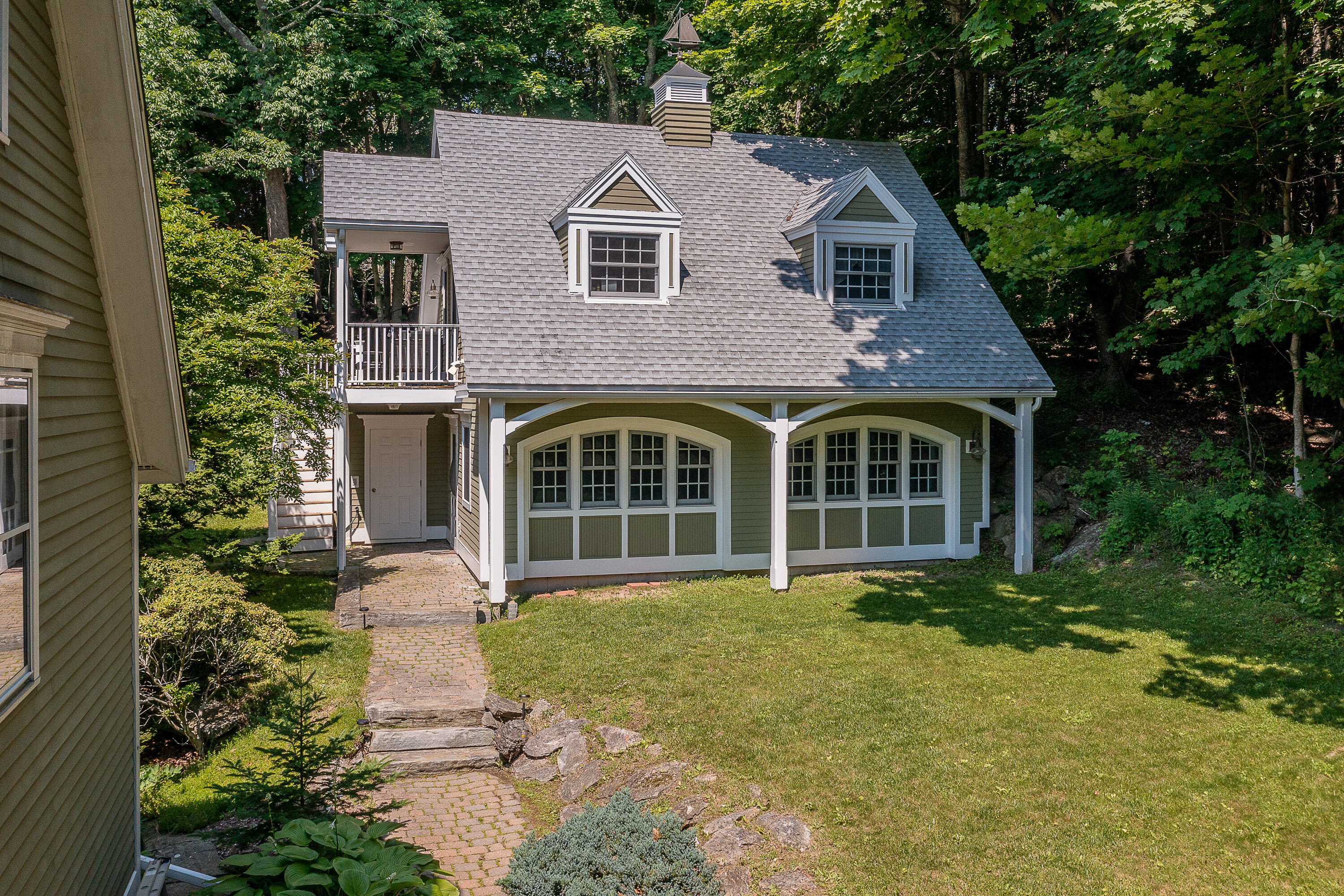 125 Russell Avenue