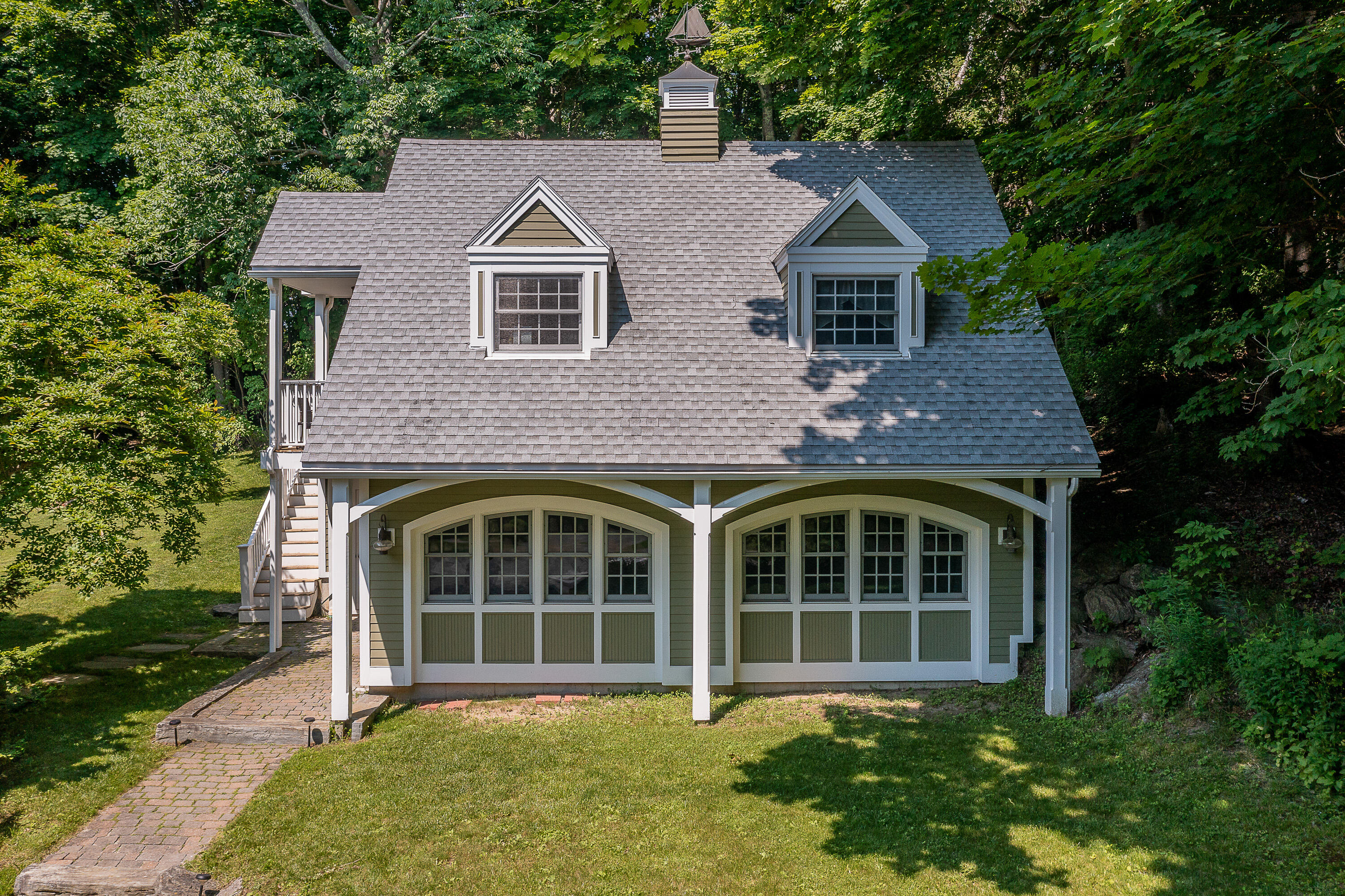 125 Russell Avenue