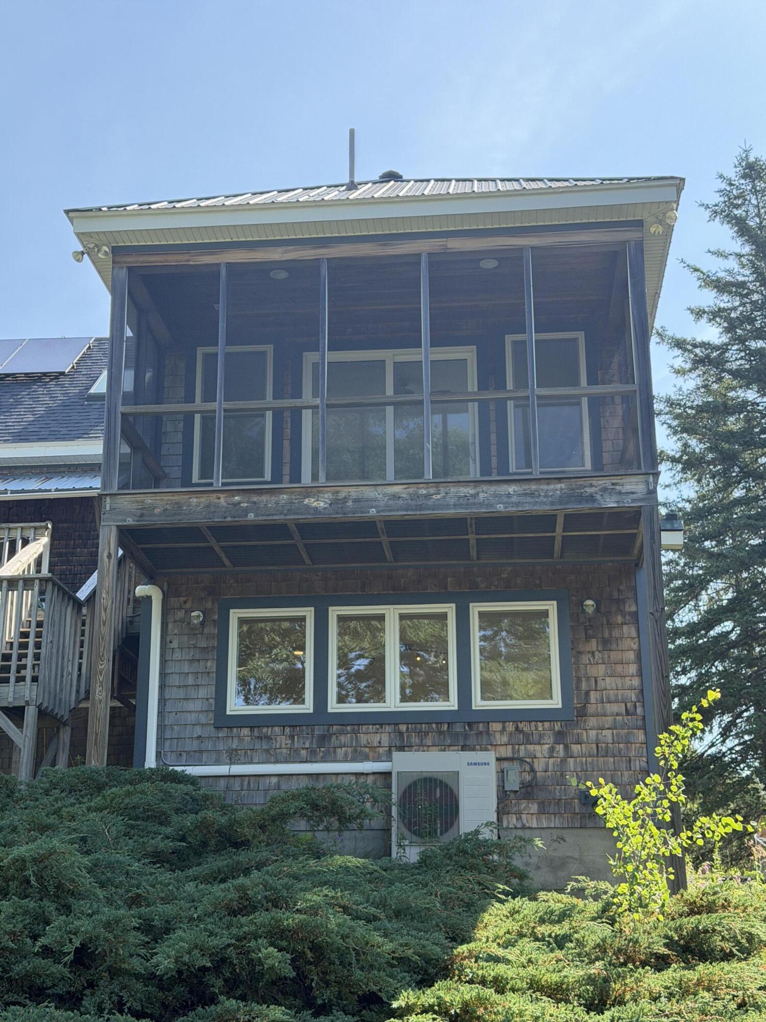 98 Bagaduce Lane