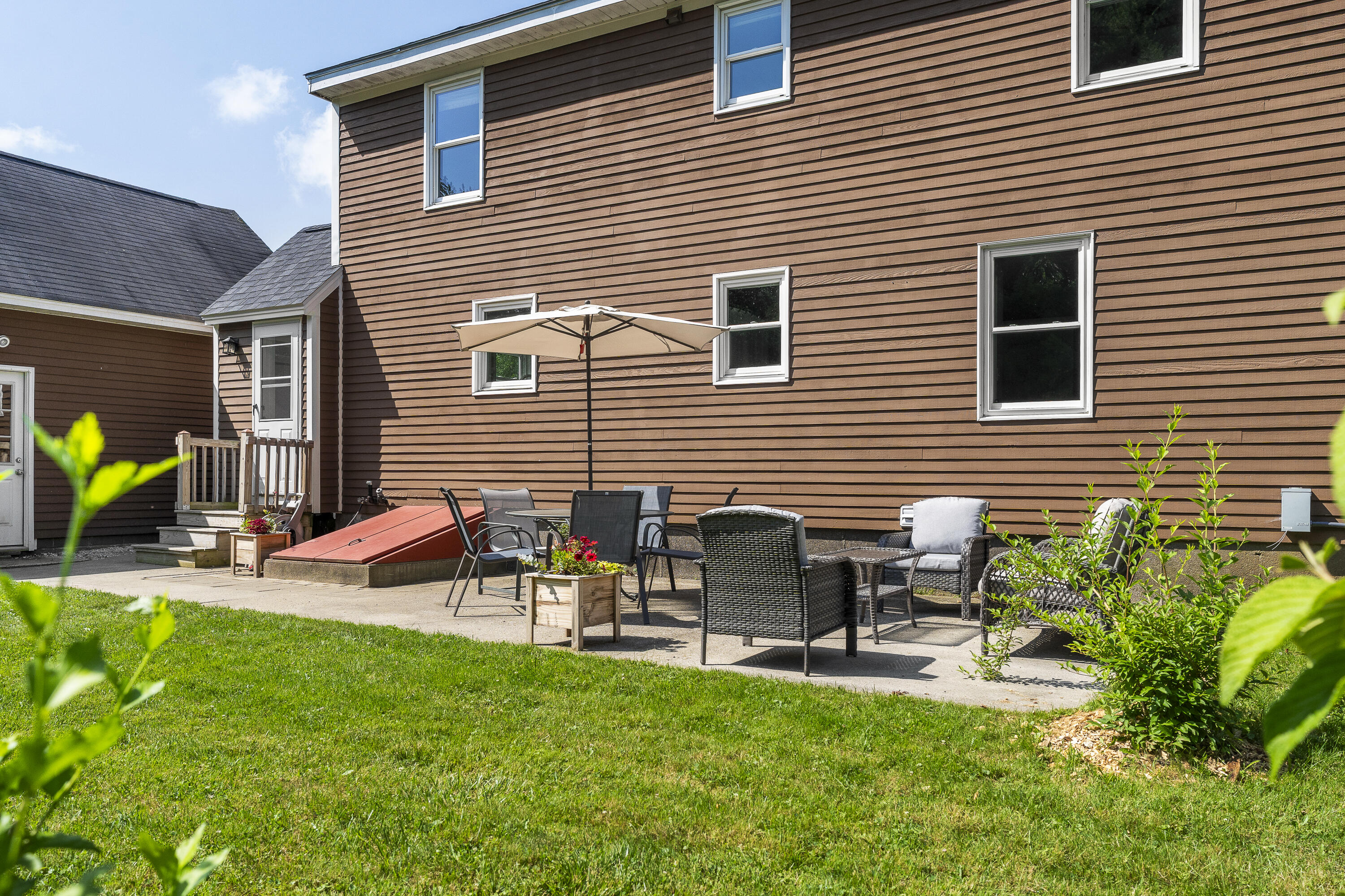 12 Barnstable Road