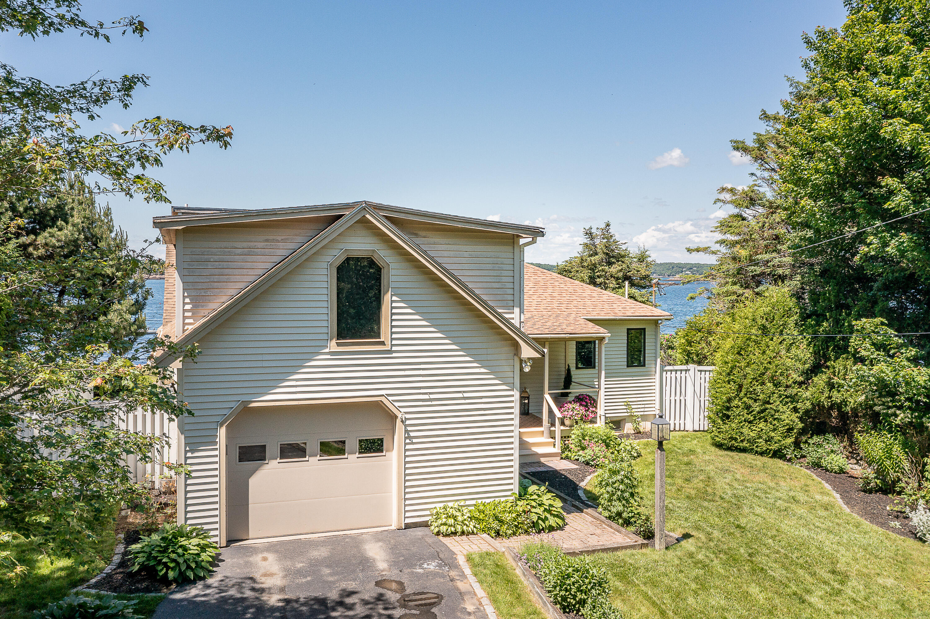 97 Pemaquid Trail