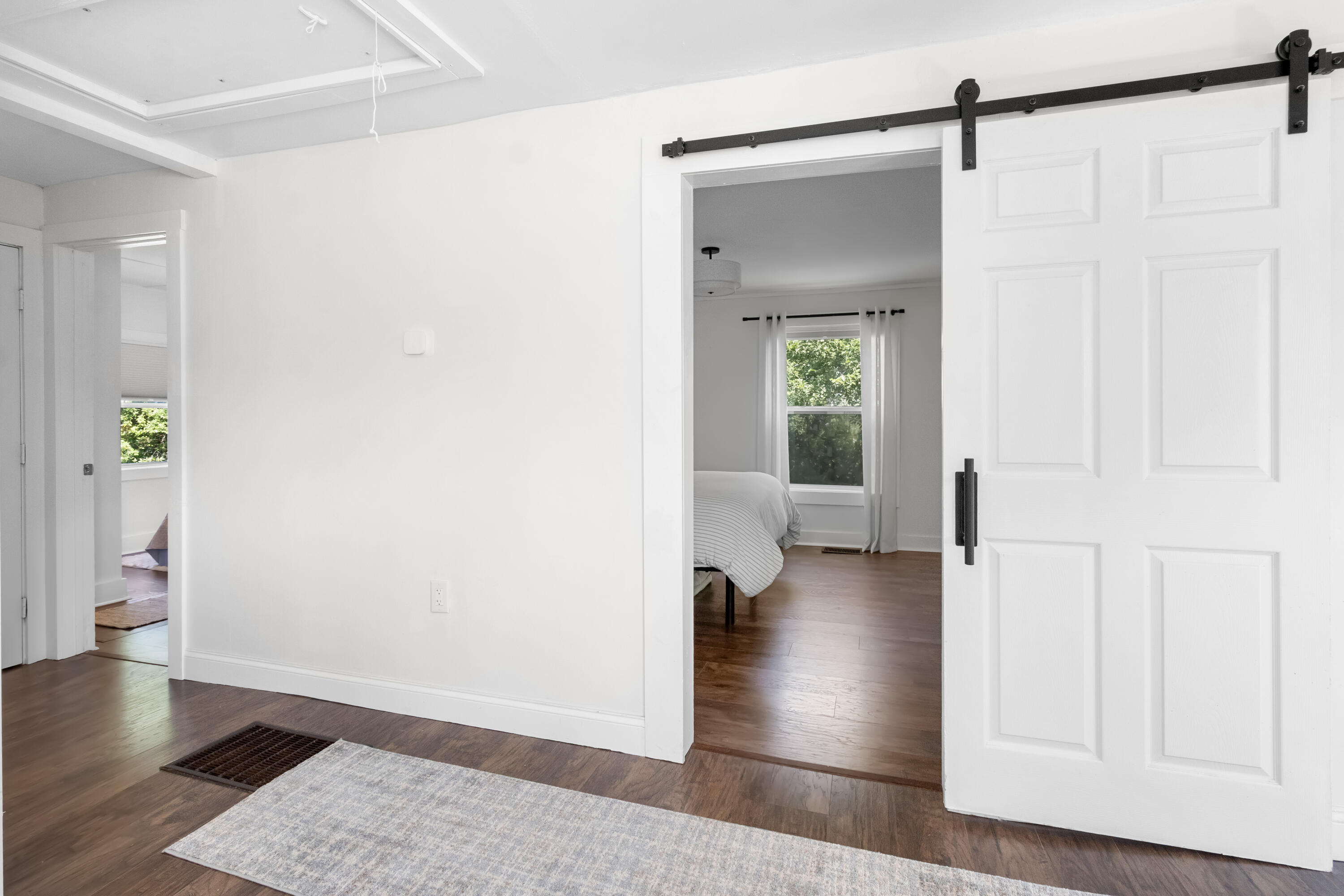 333 Limerock Street