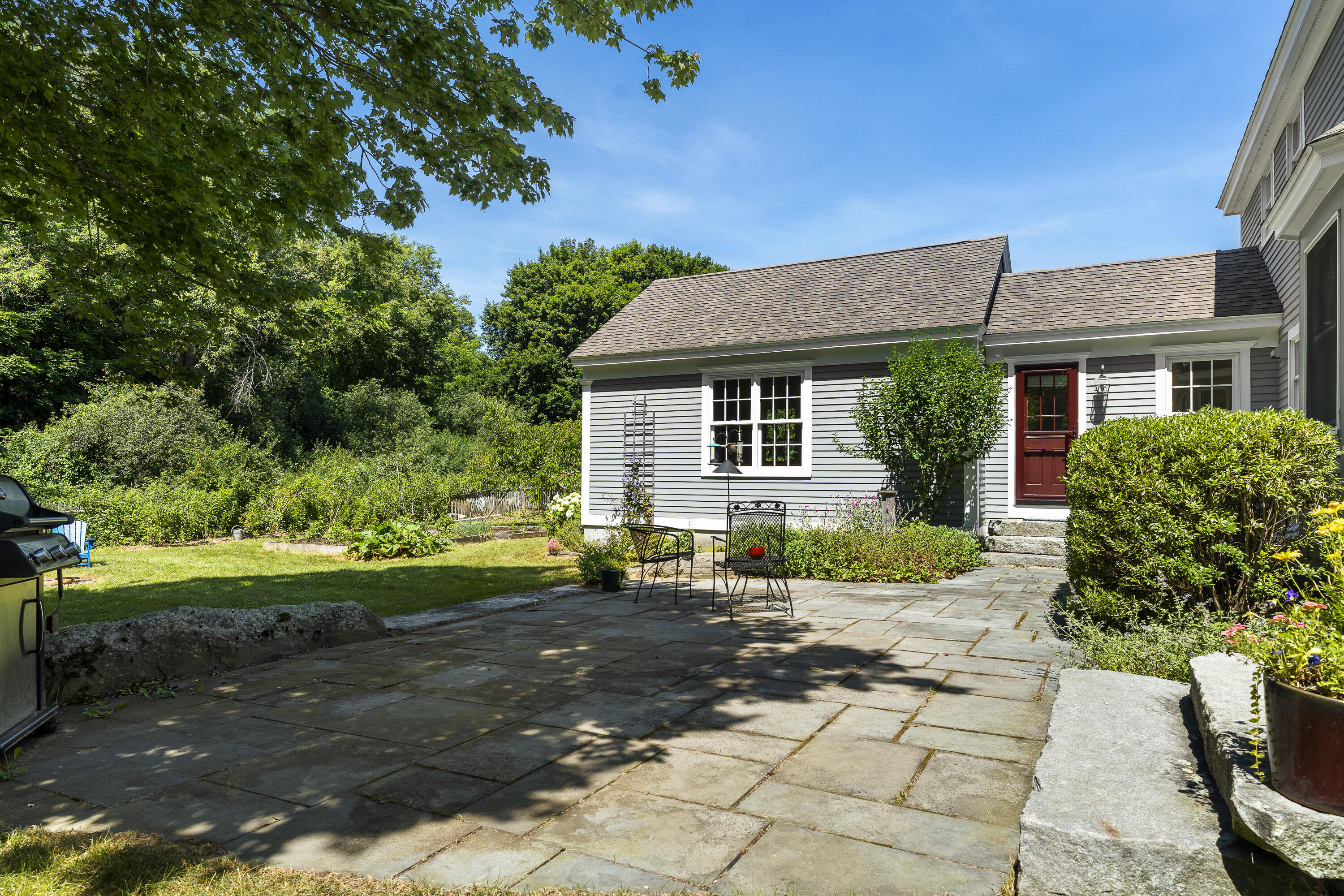 35 Fieldstone Drive