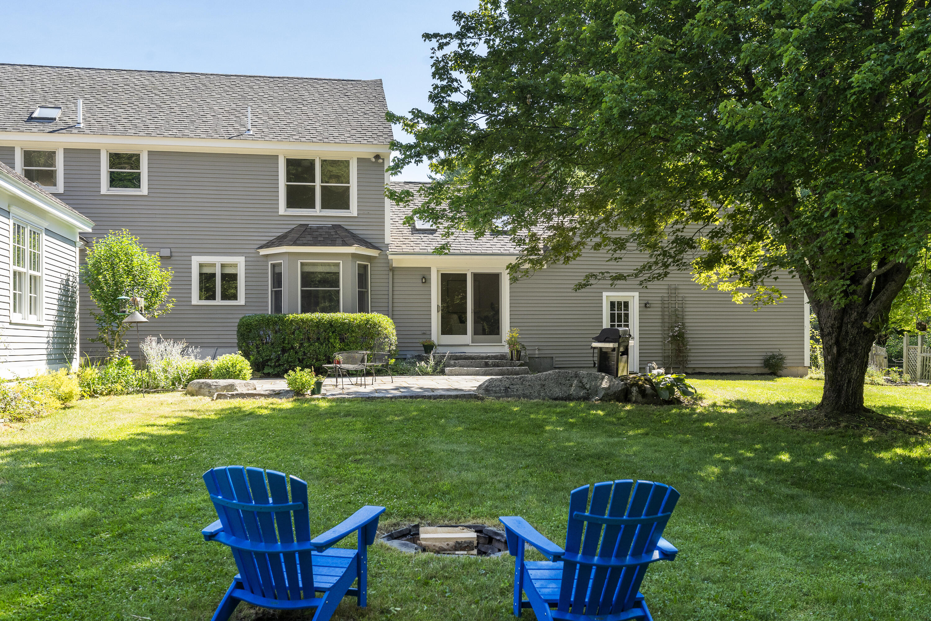 35 Fieldstone Drive