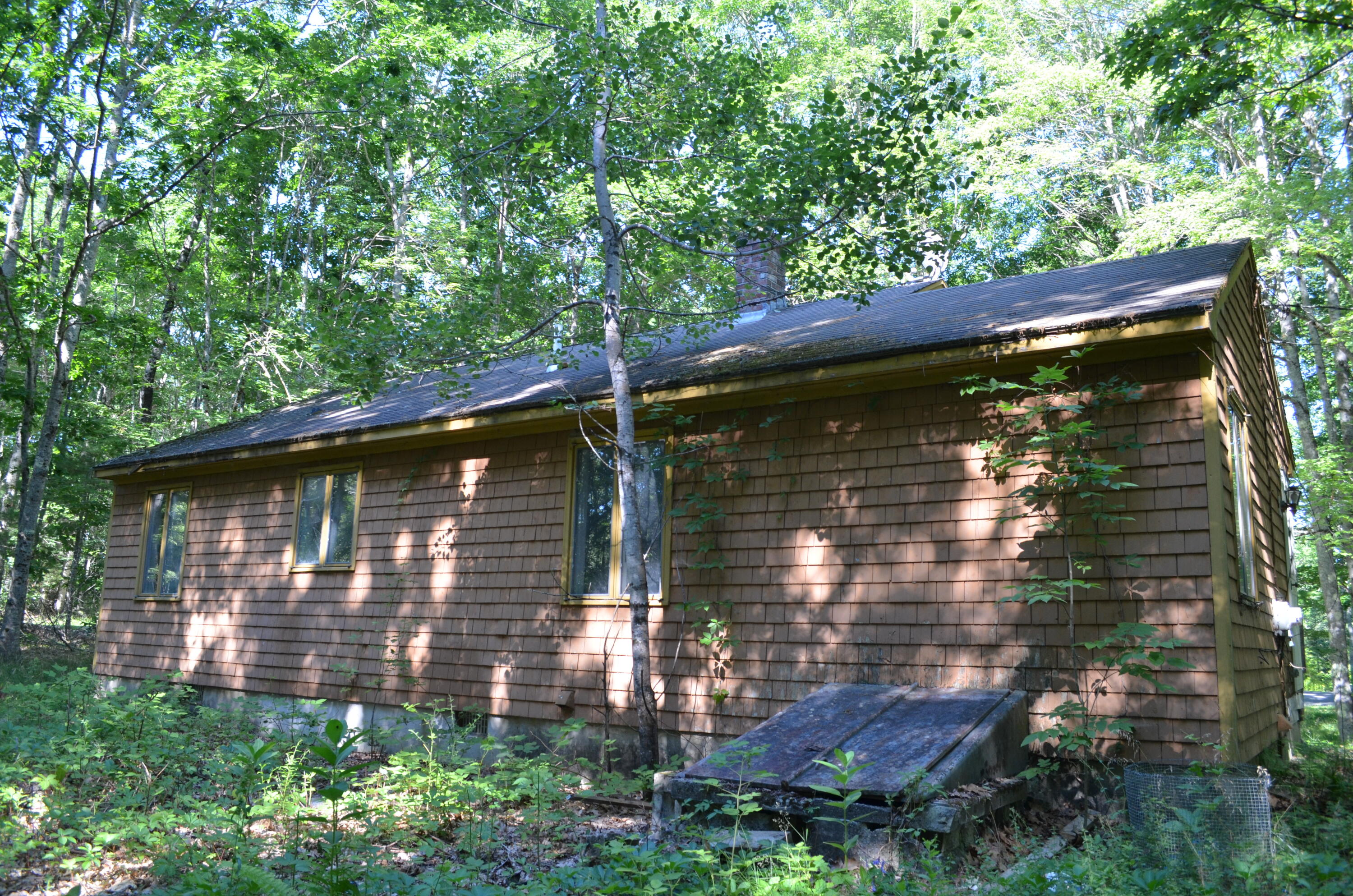 503 W Neck Road