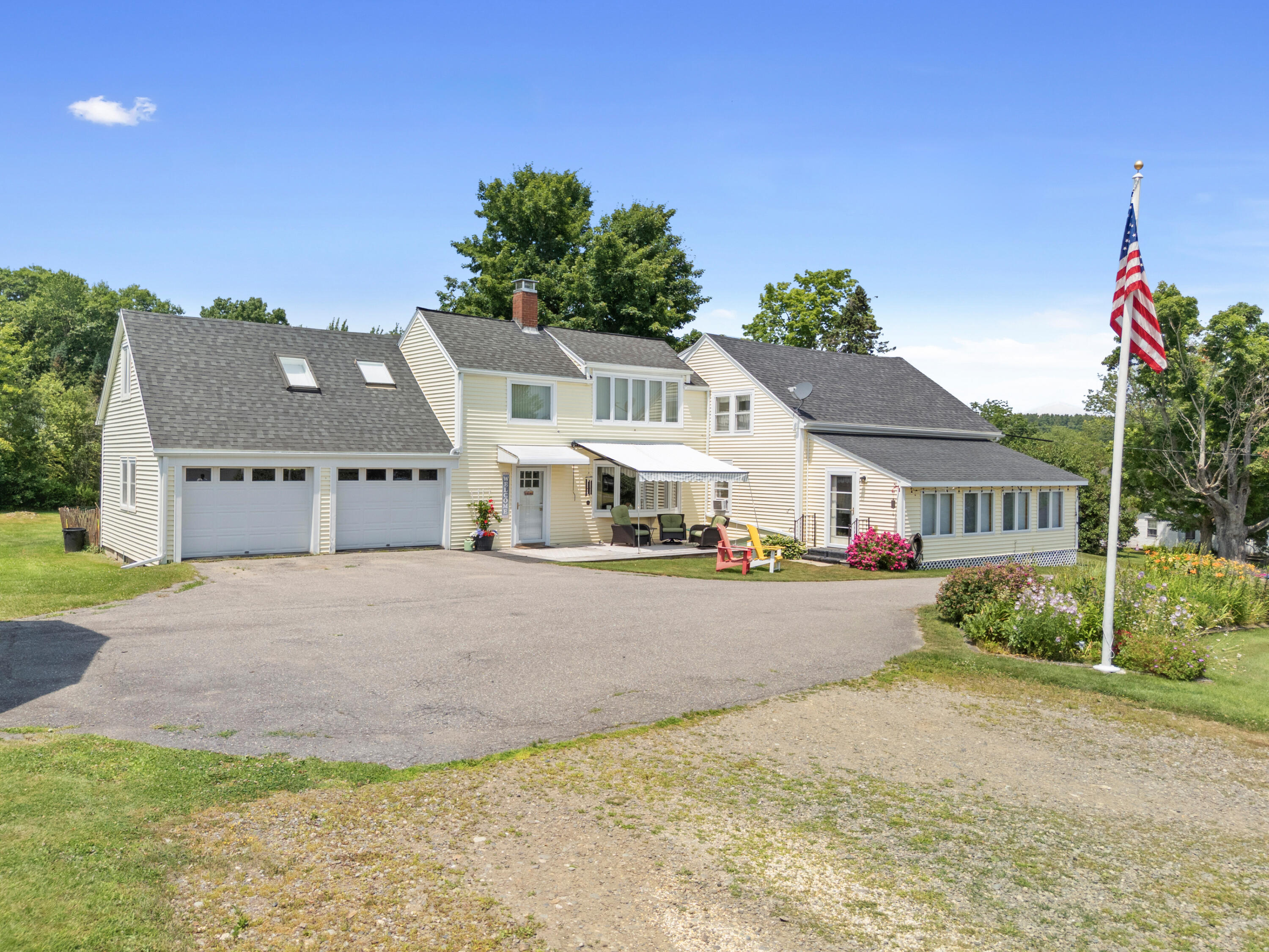 18 Beach Road