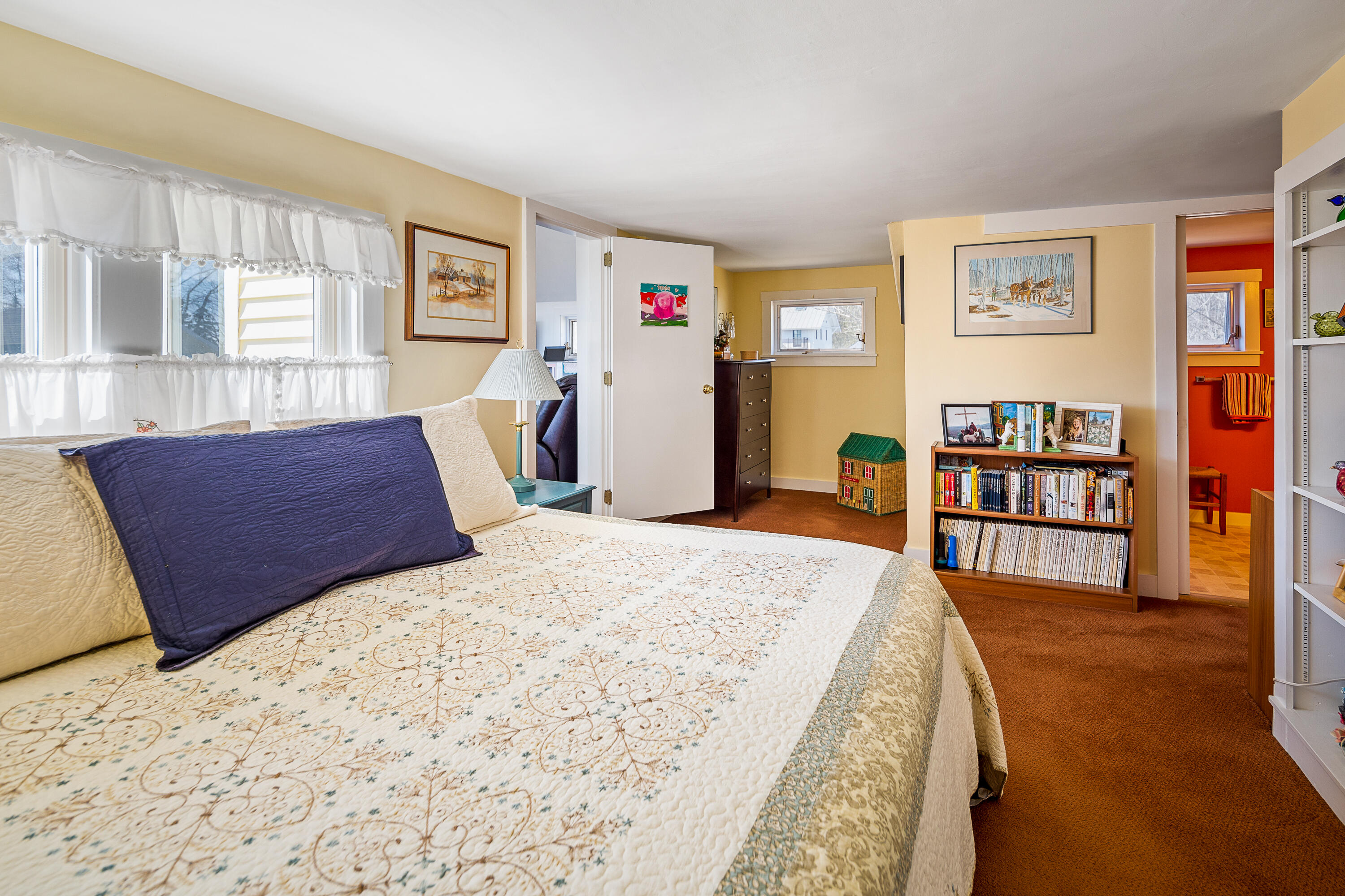 18 Beach Road