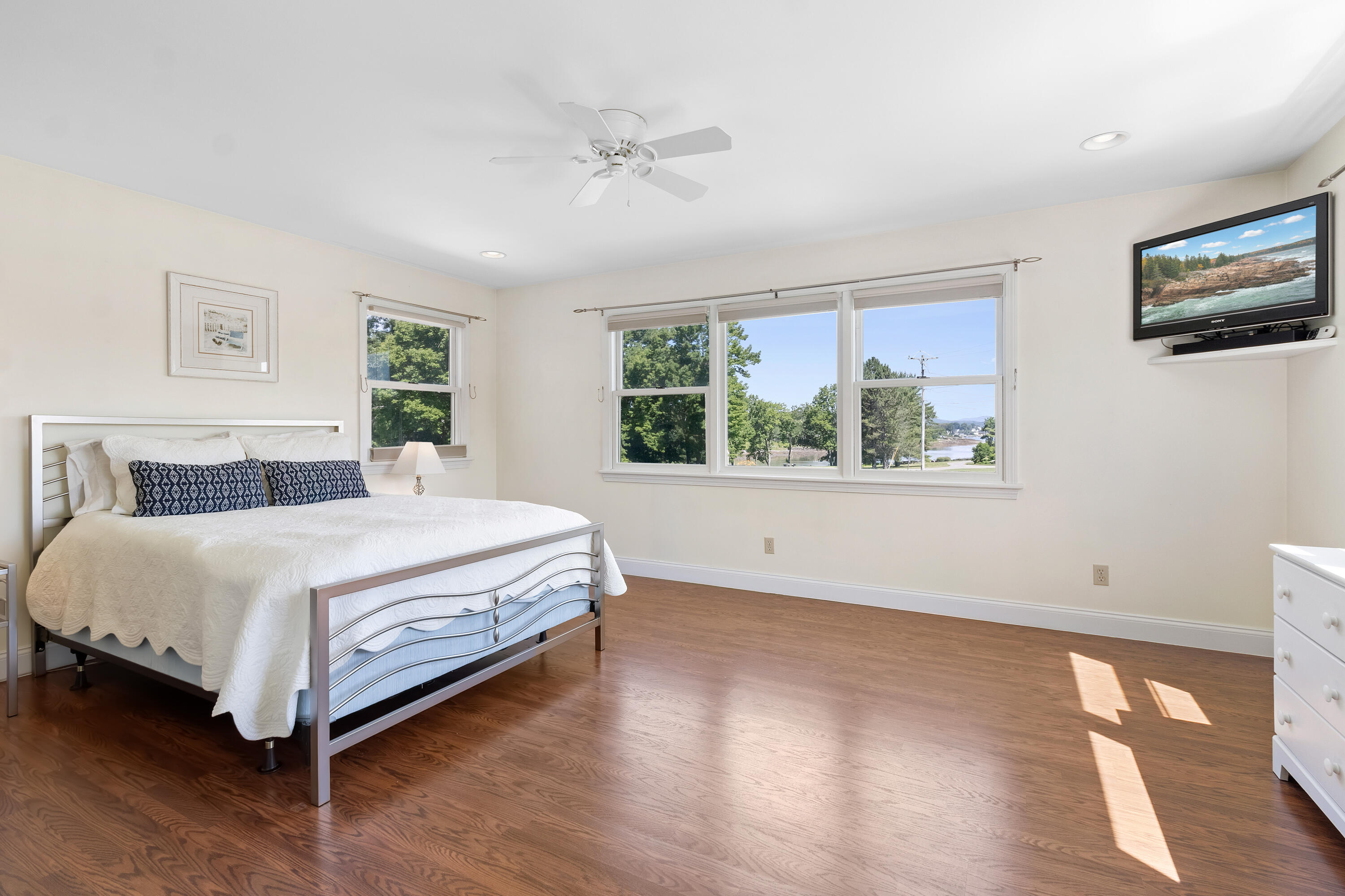 52 N Shore Drive