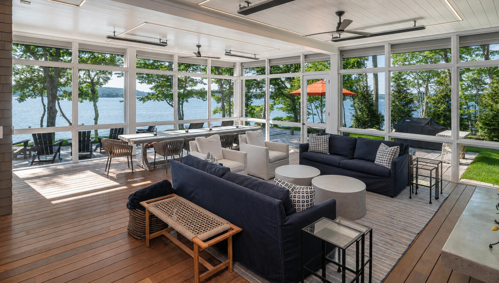 30 Edgewater Way