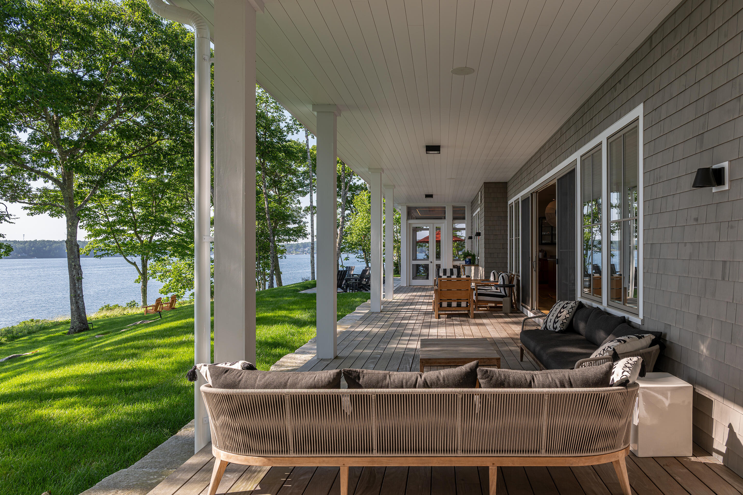 30 Edgewater Way