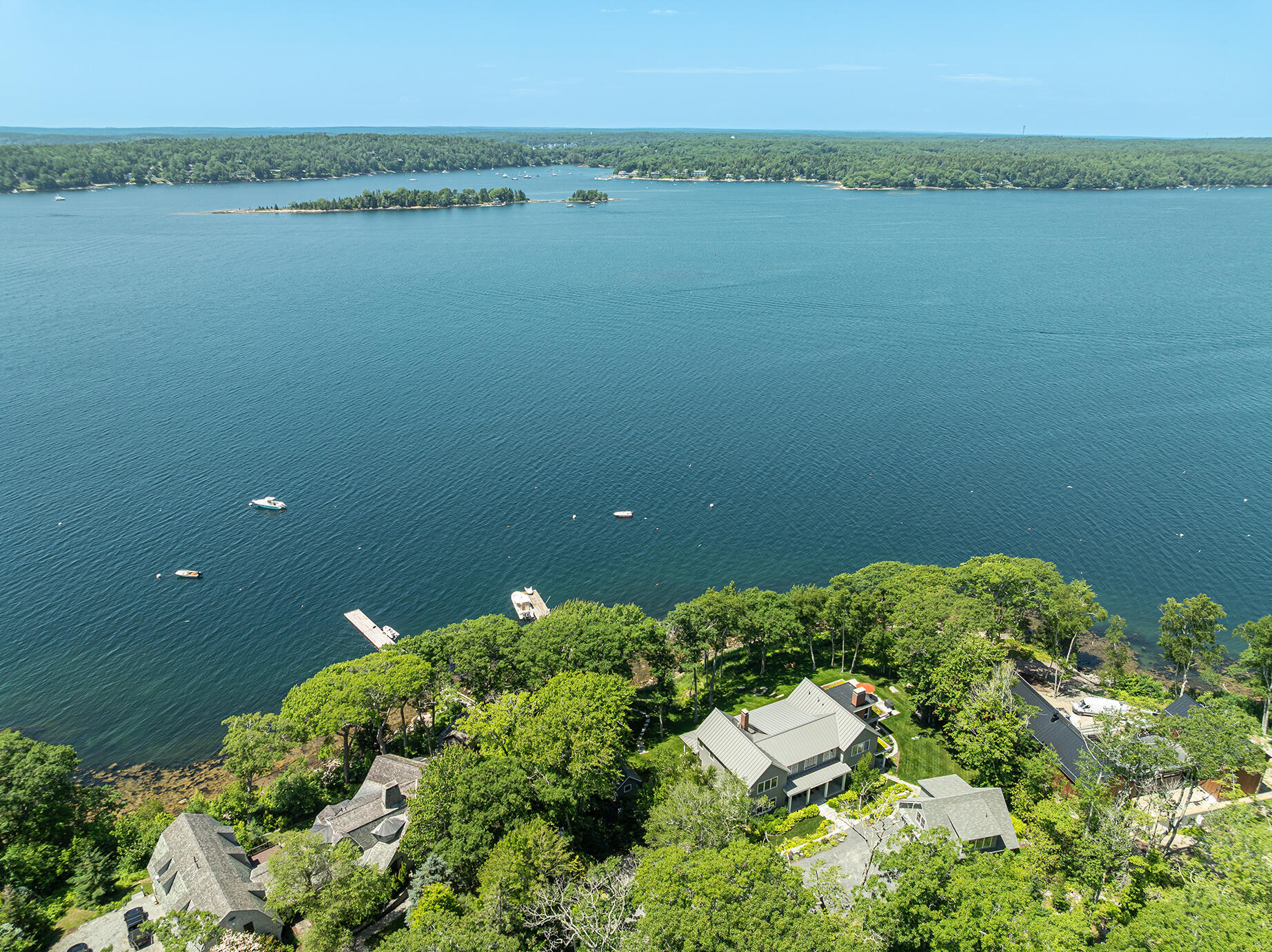 30 Edgewater Way