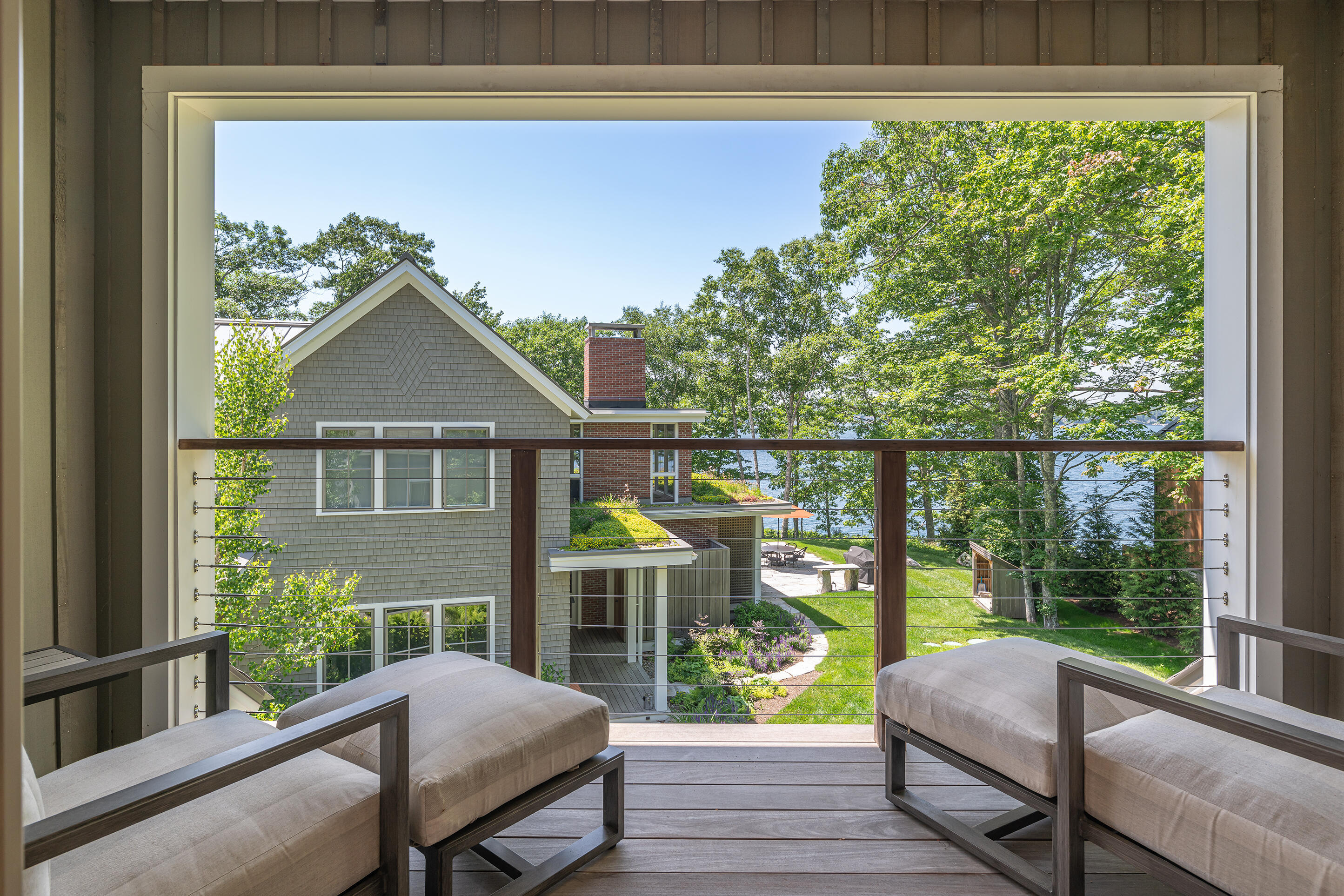 30 Edgewater Way