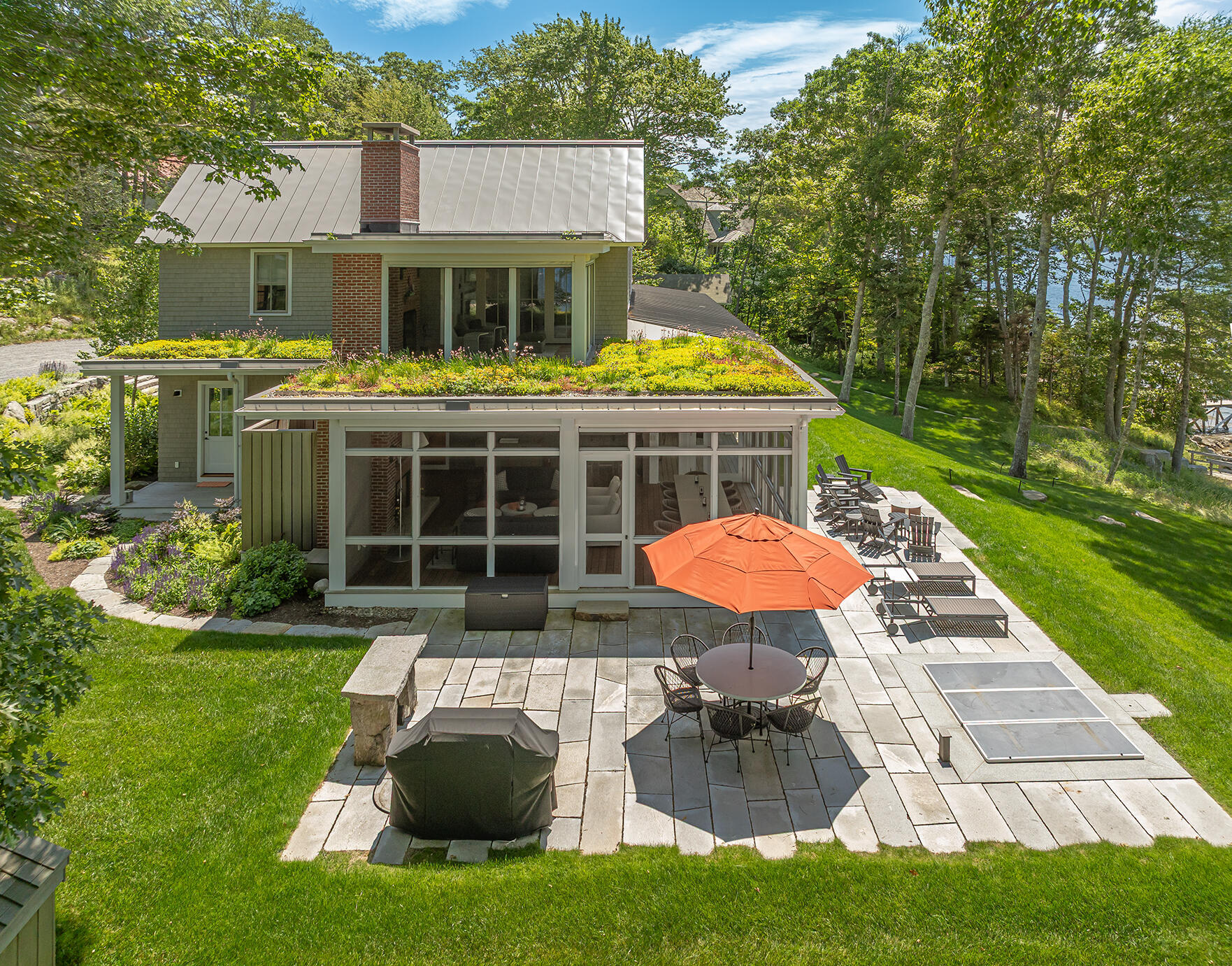 30 Edgewater Way