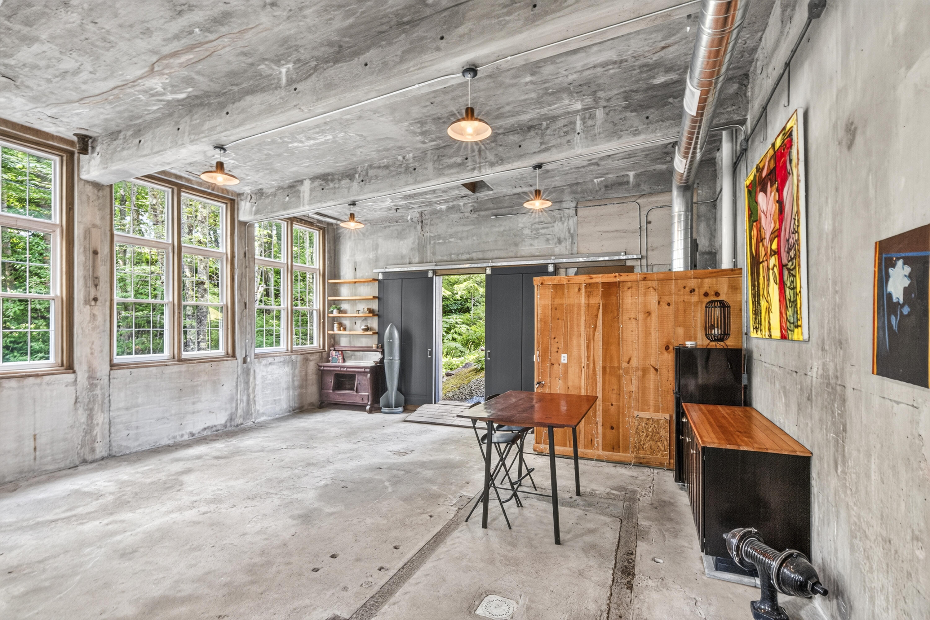 13 Upper Round Pond Road