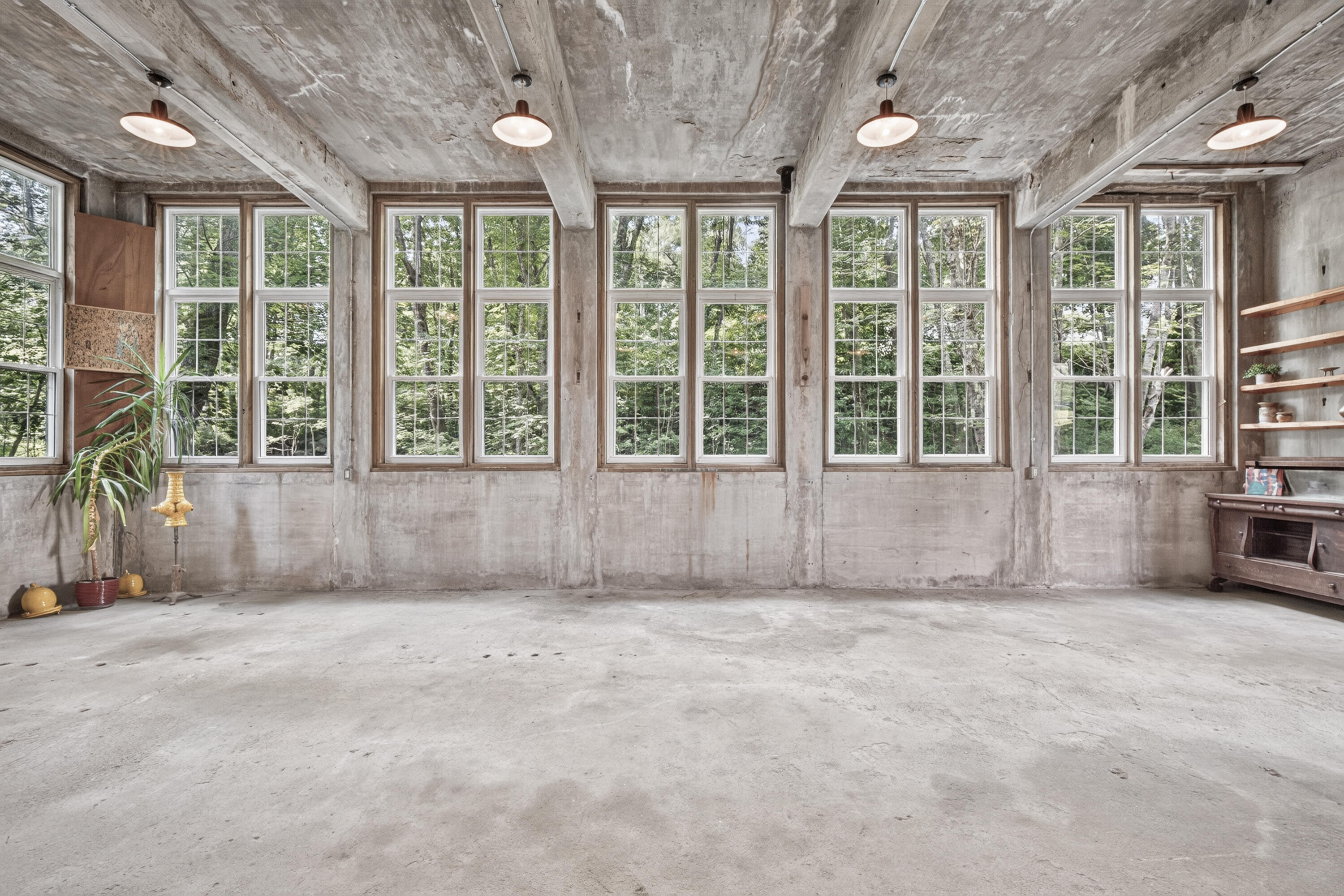 13 Upper Round Pond Road