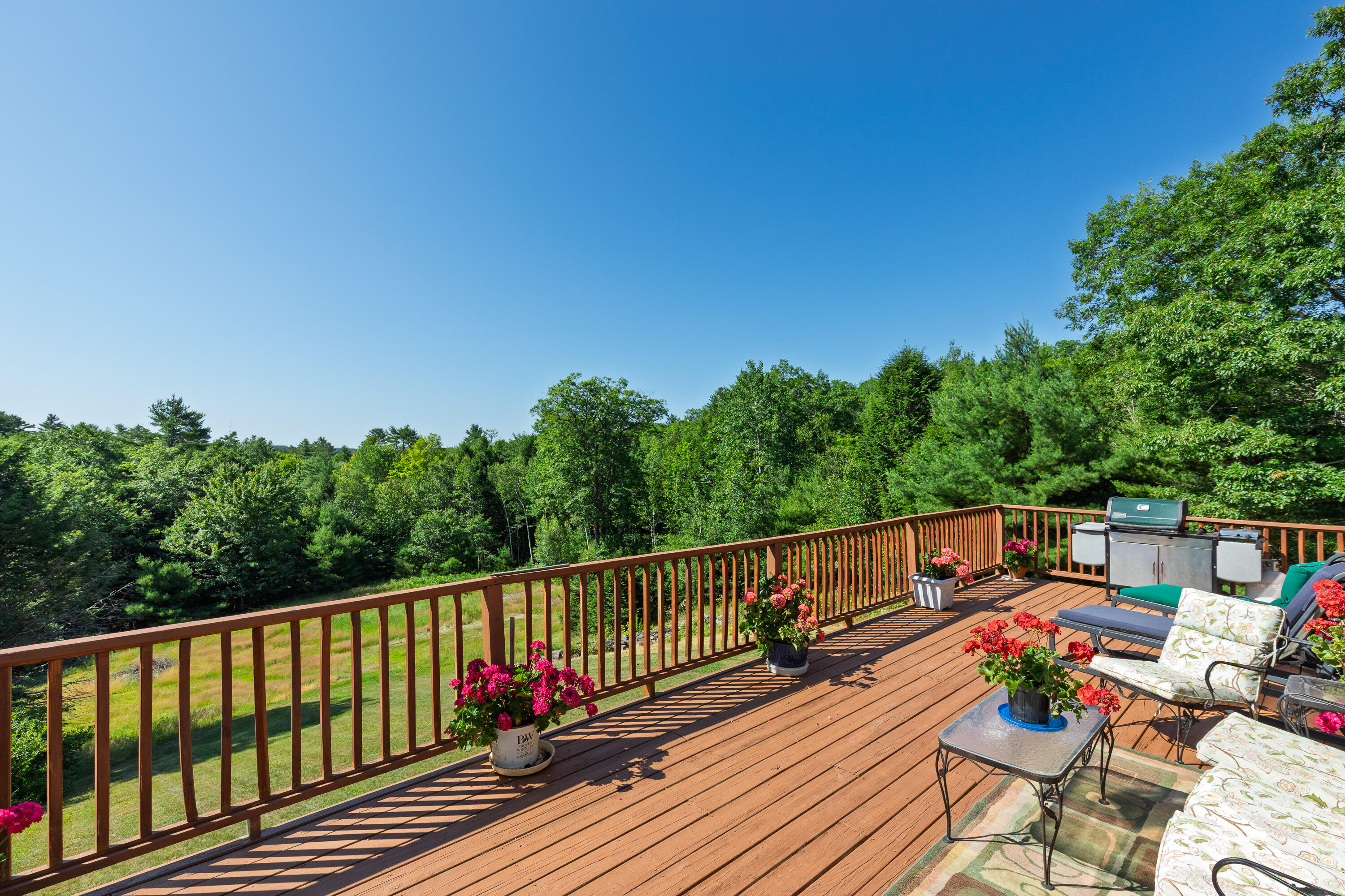 217 W Old County Road