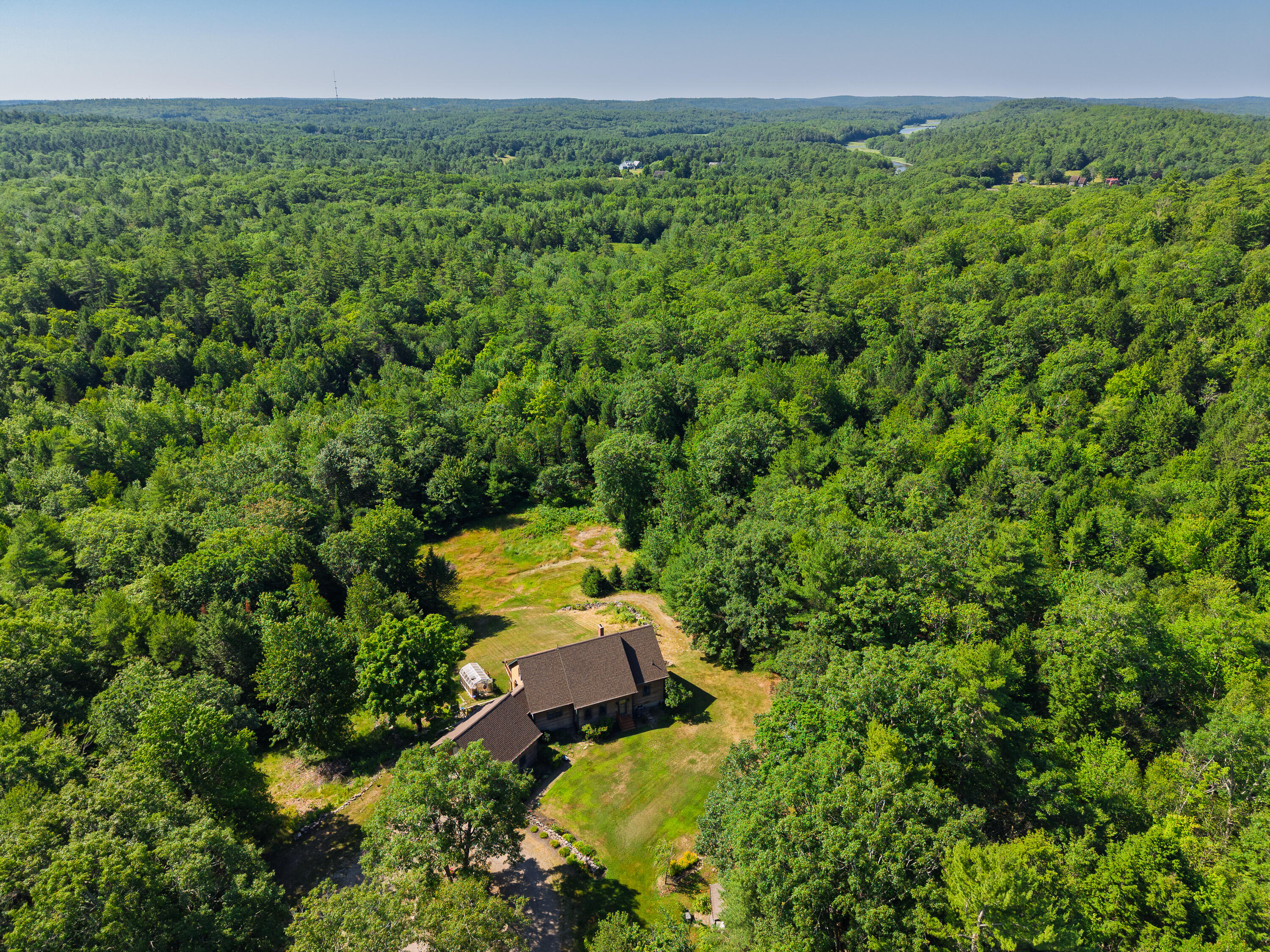 217 W Old County Road