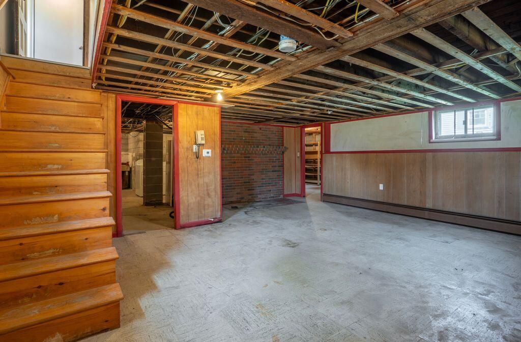 219 Highland Avenue