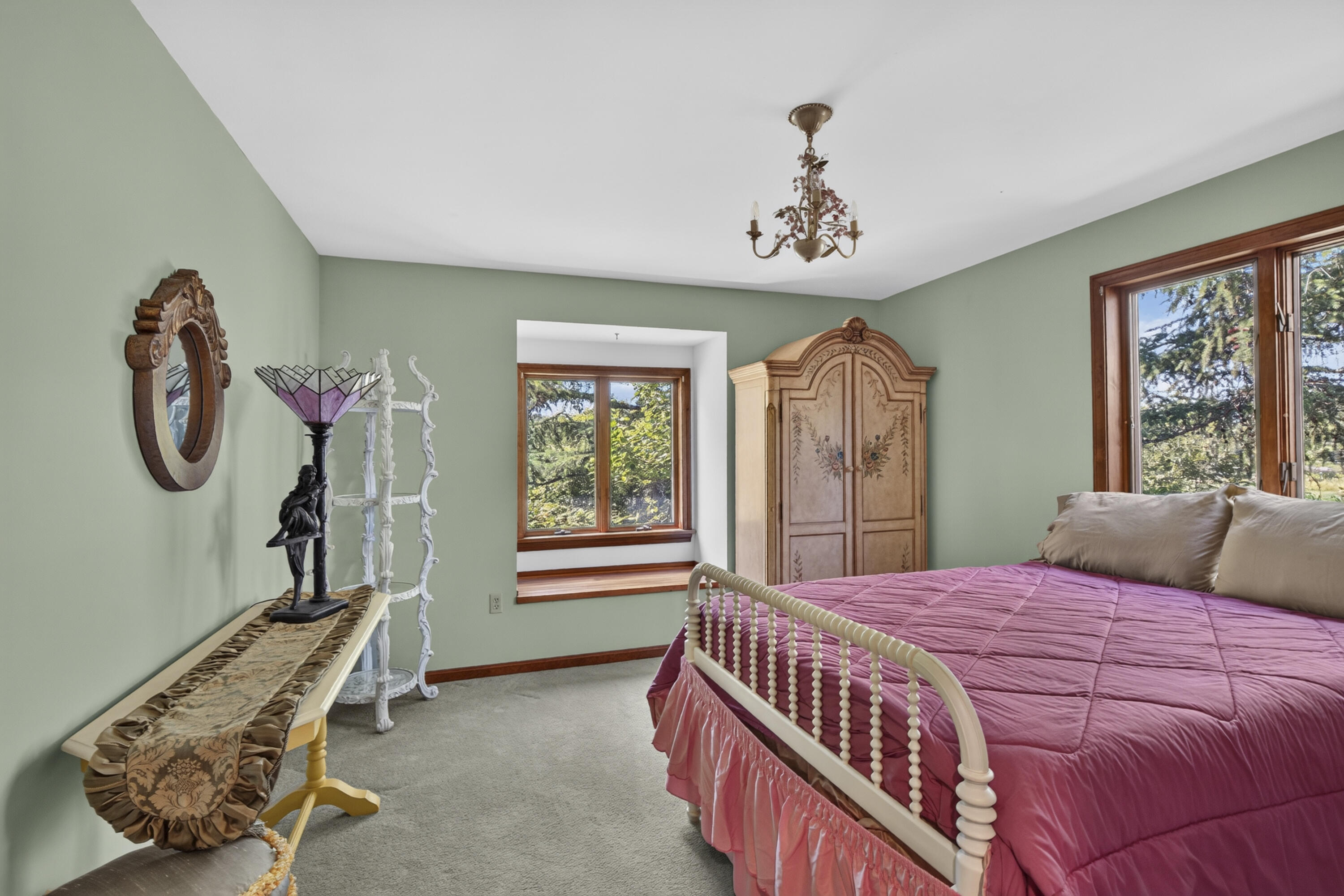 70 North Shore Drive