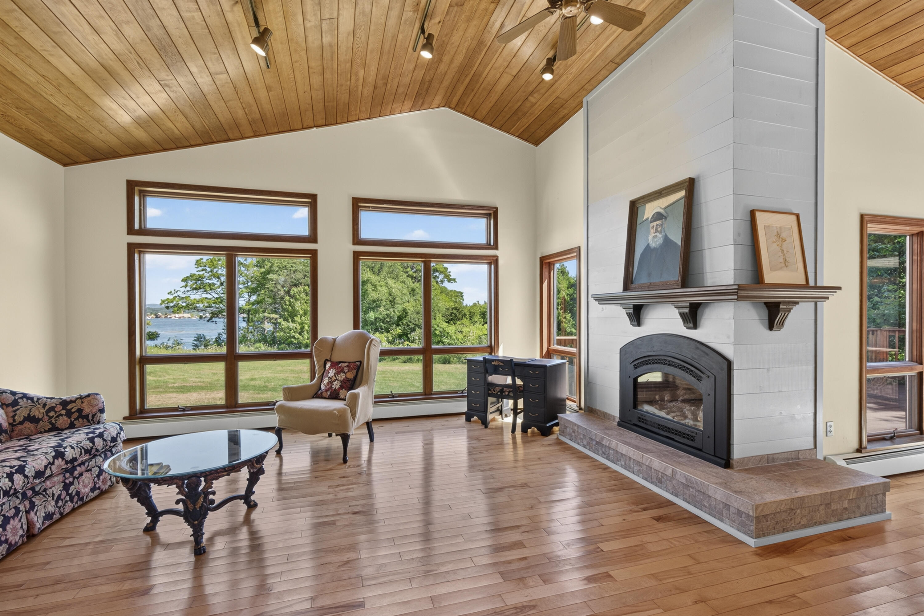 70 North Shore Drive