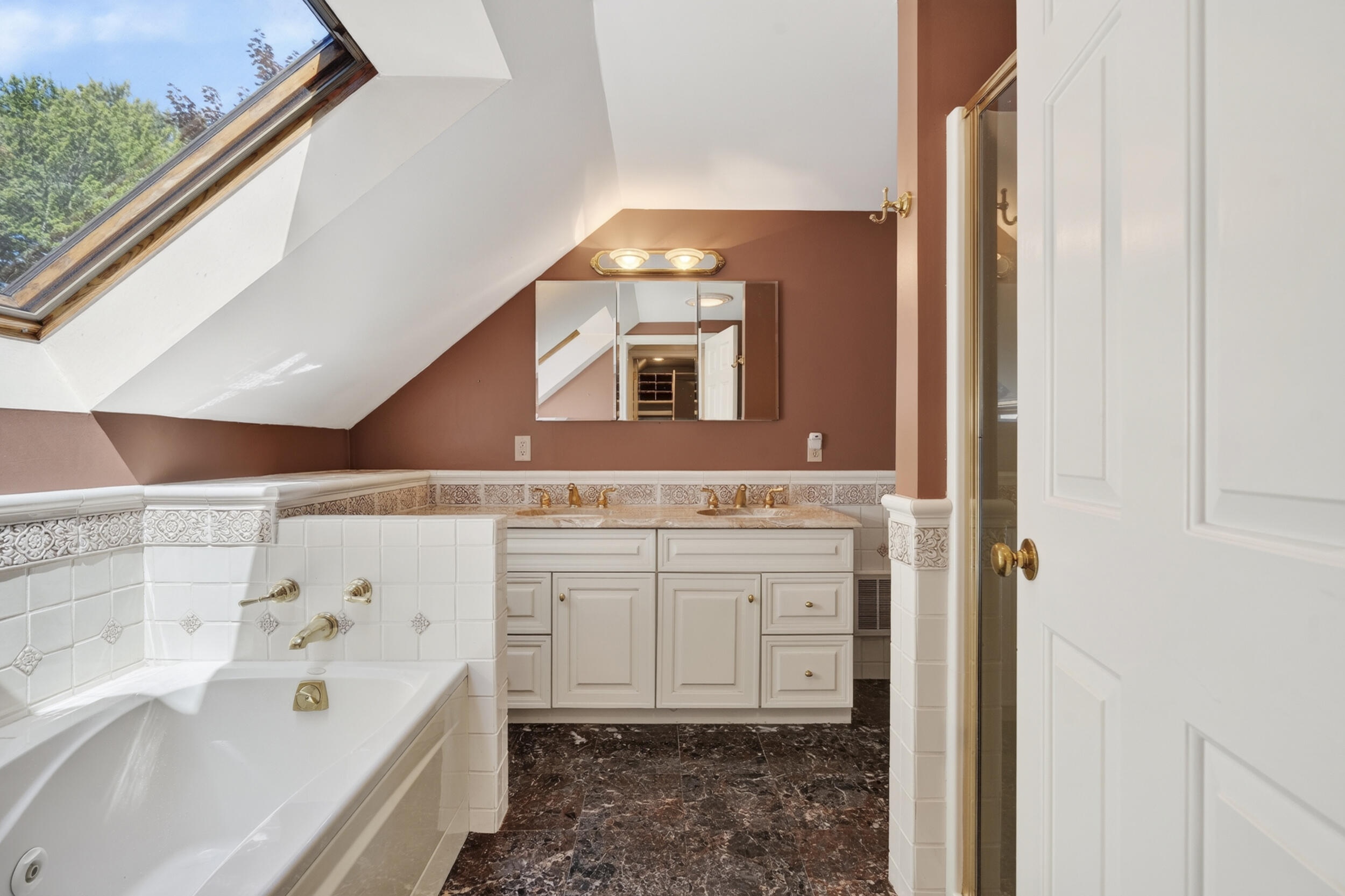 4 Foxglove Court 4