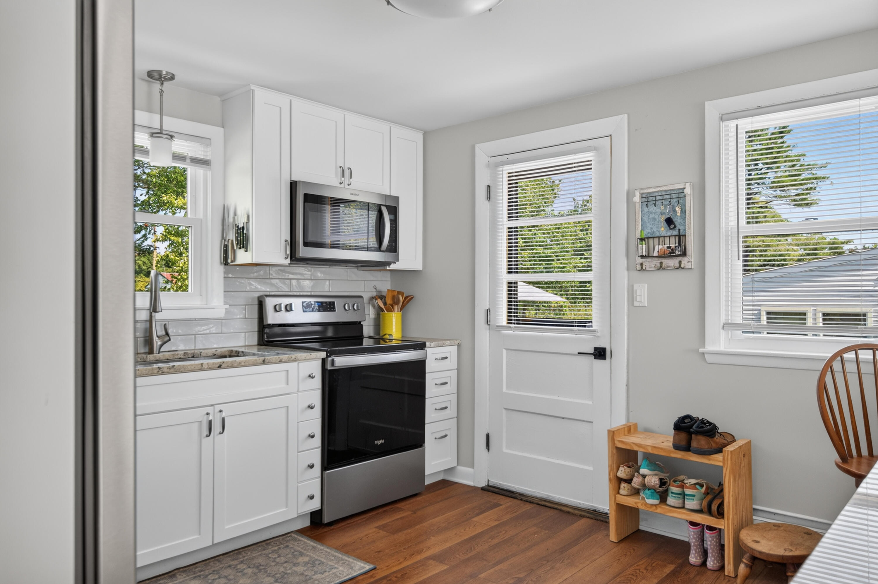 147 Rowe Avenue