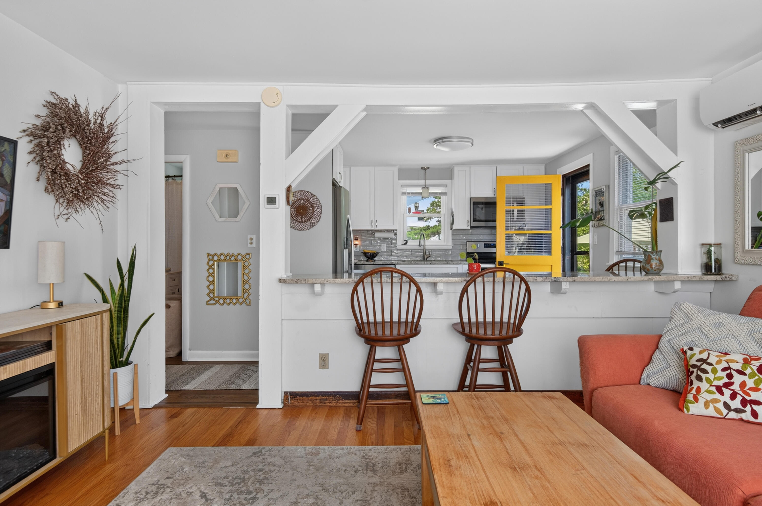 147 Rowe Avenue