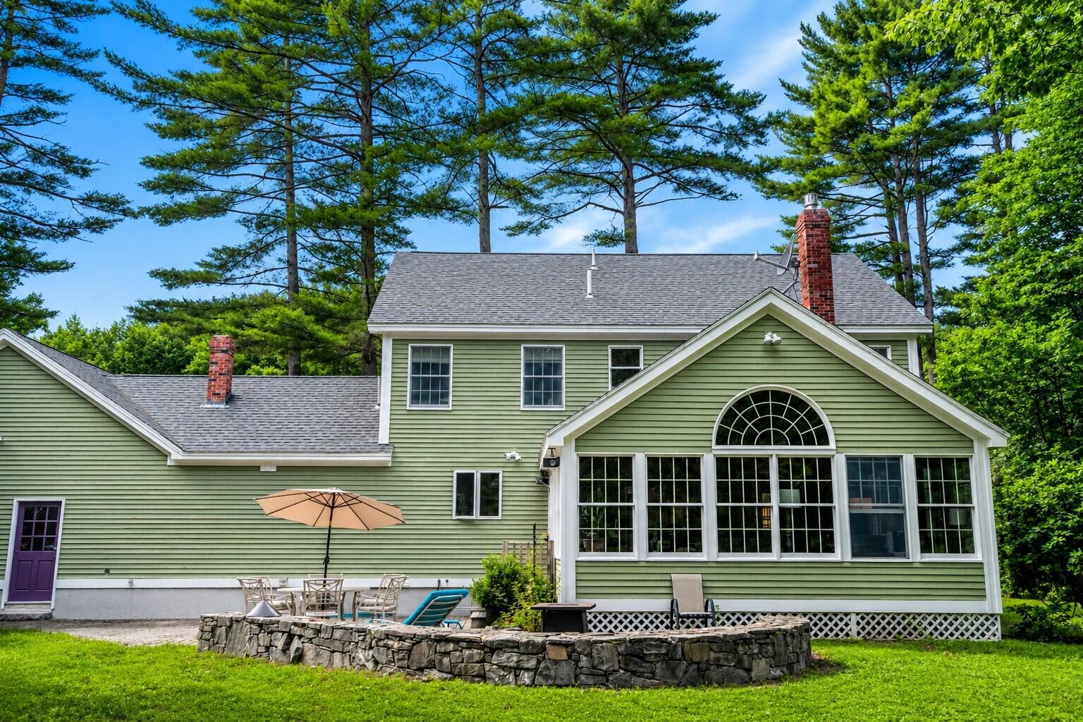 38 Lakeside Drive