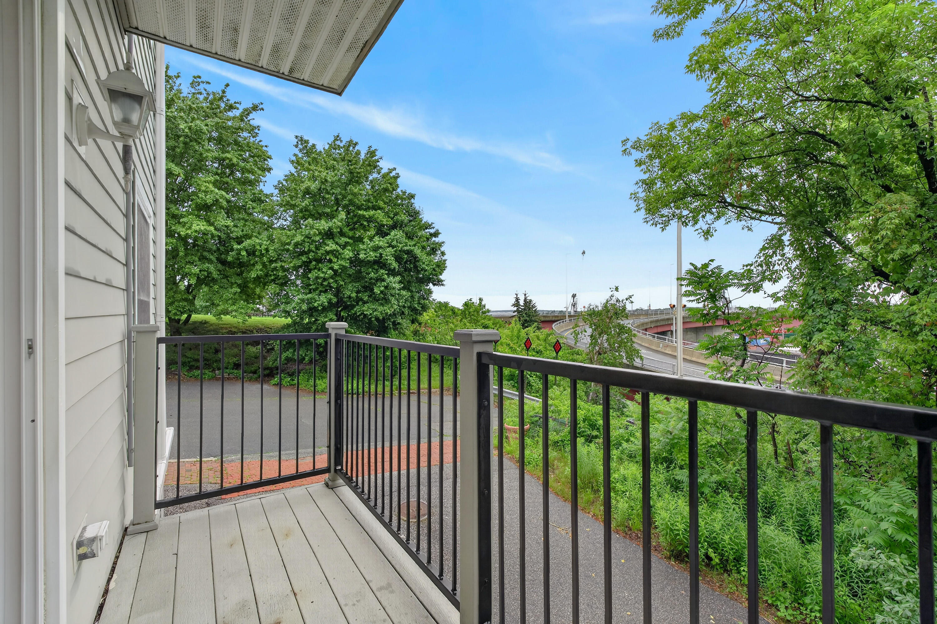 24 Brackett Street 1