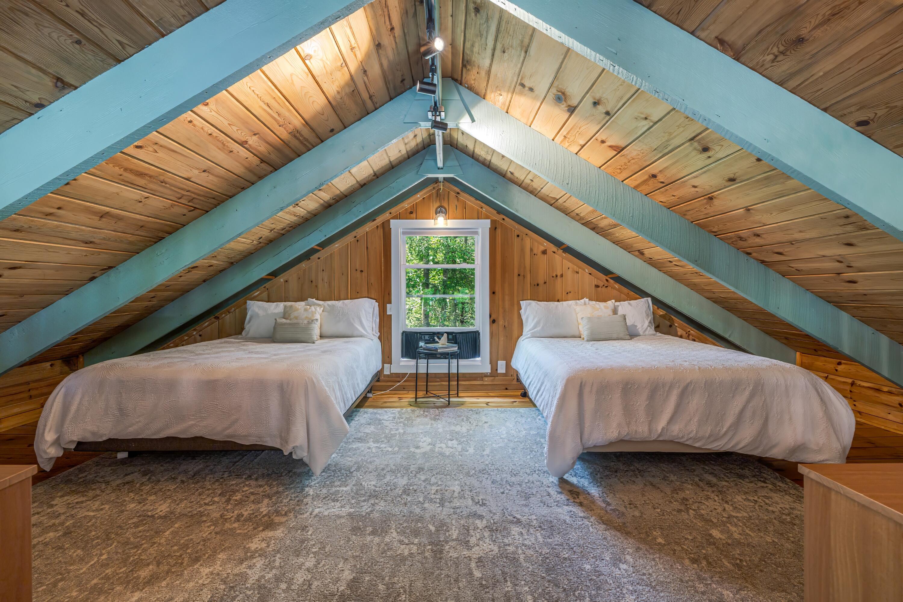 26 Hummingbird Lane