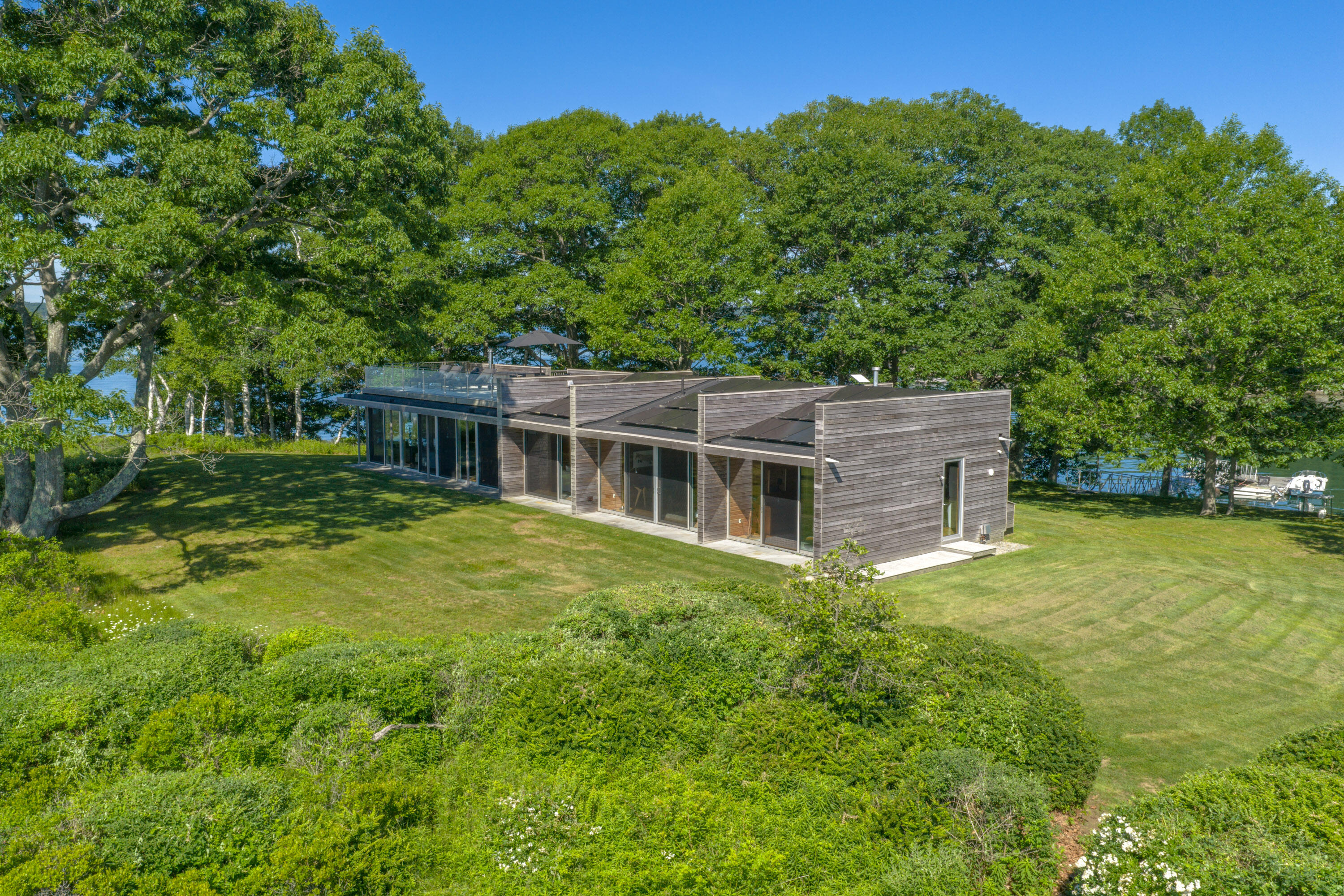 240 & 304 Moshier Island
