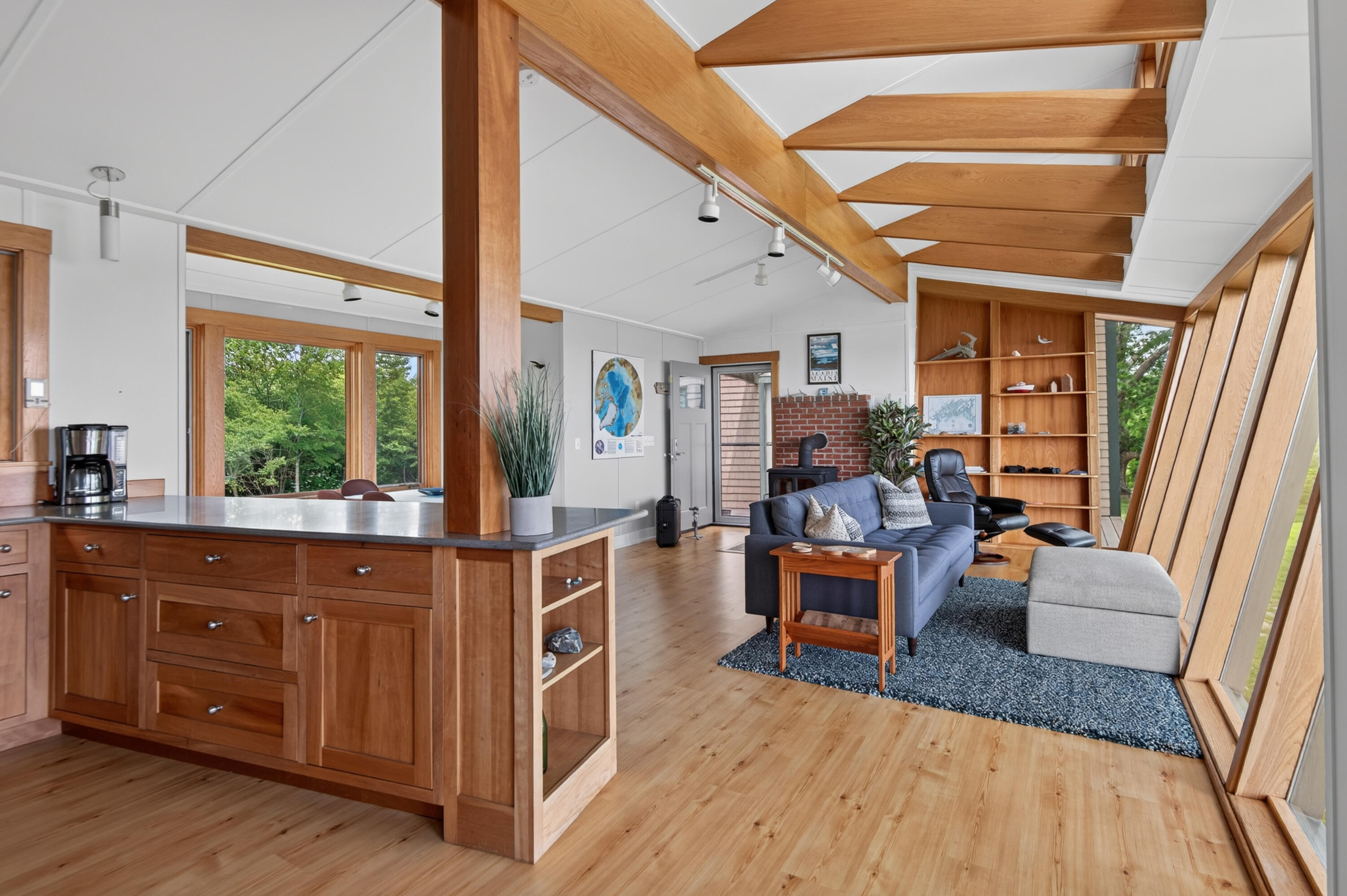 240 & 304 Moshier Island