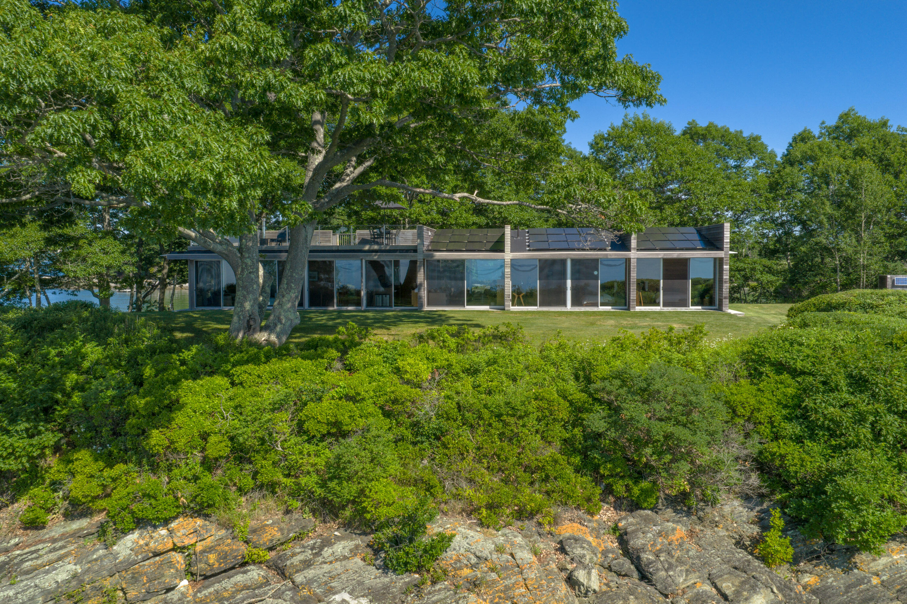 240 & 304 Moshier Island